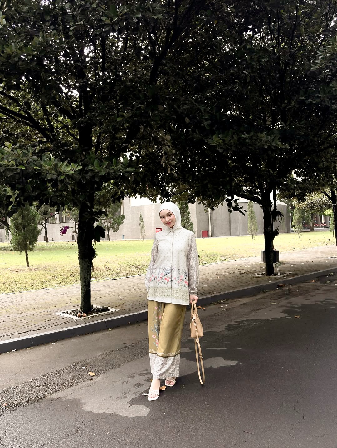 Senandika Set Rich Gold 