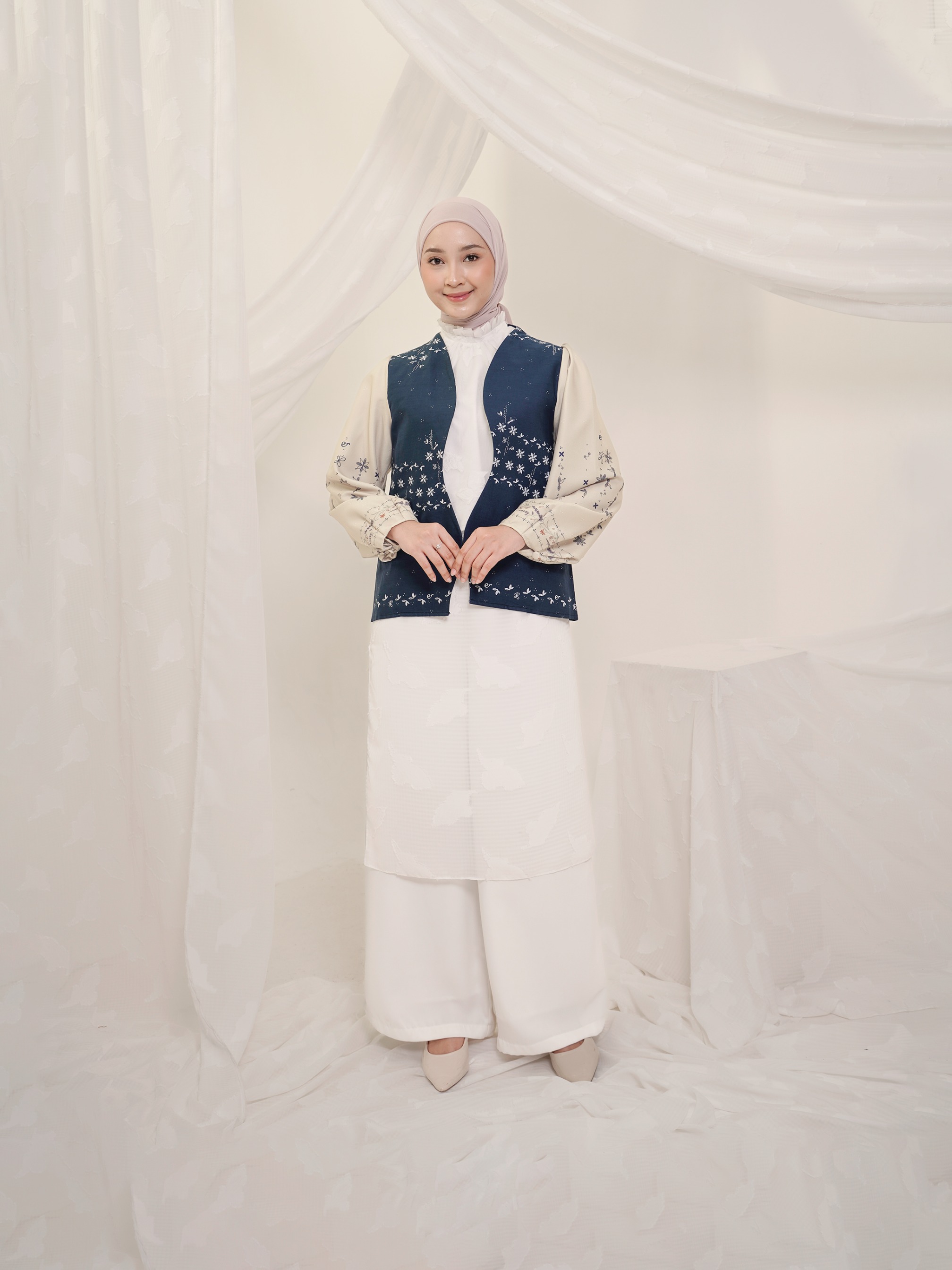 Palaruna Outer Ederra X Rianty Batik