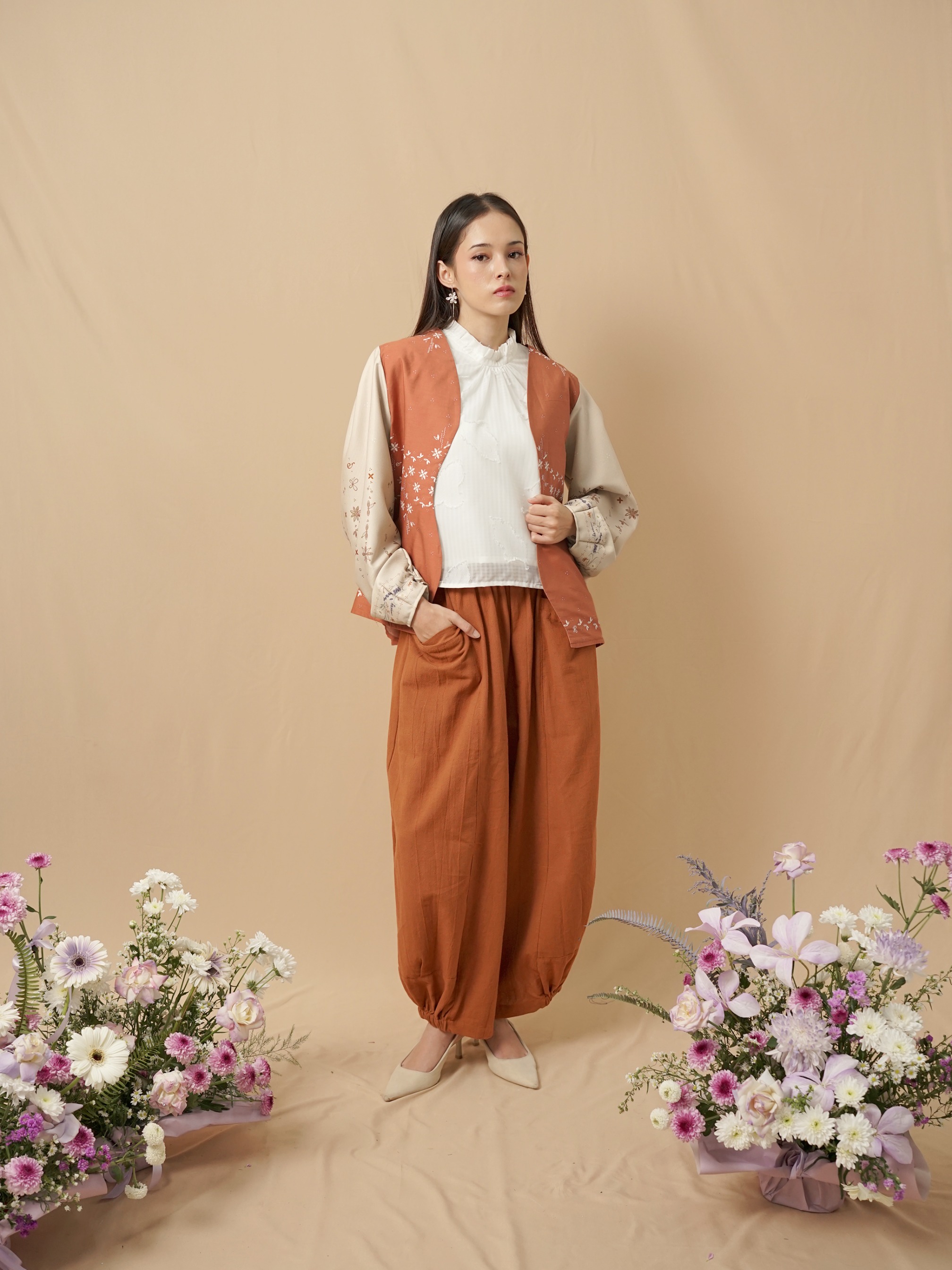 Palaruna Outer Ederra X Rianty Batik