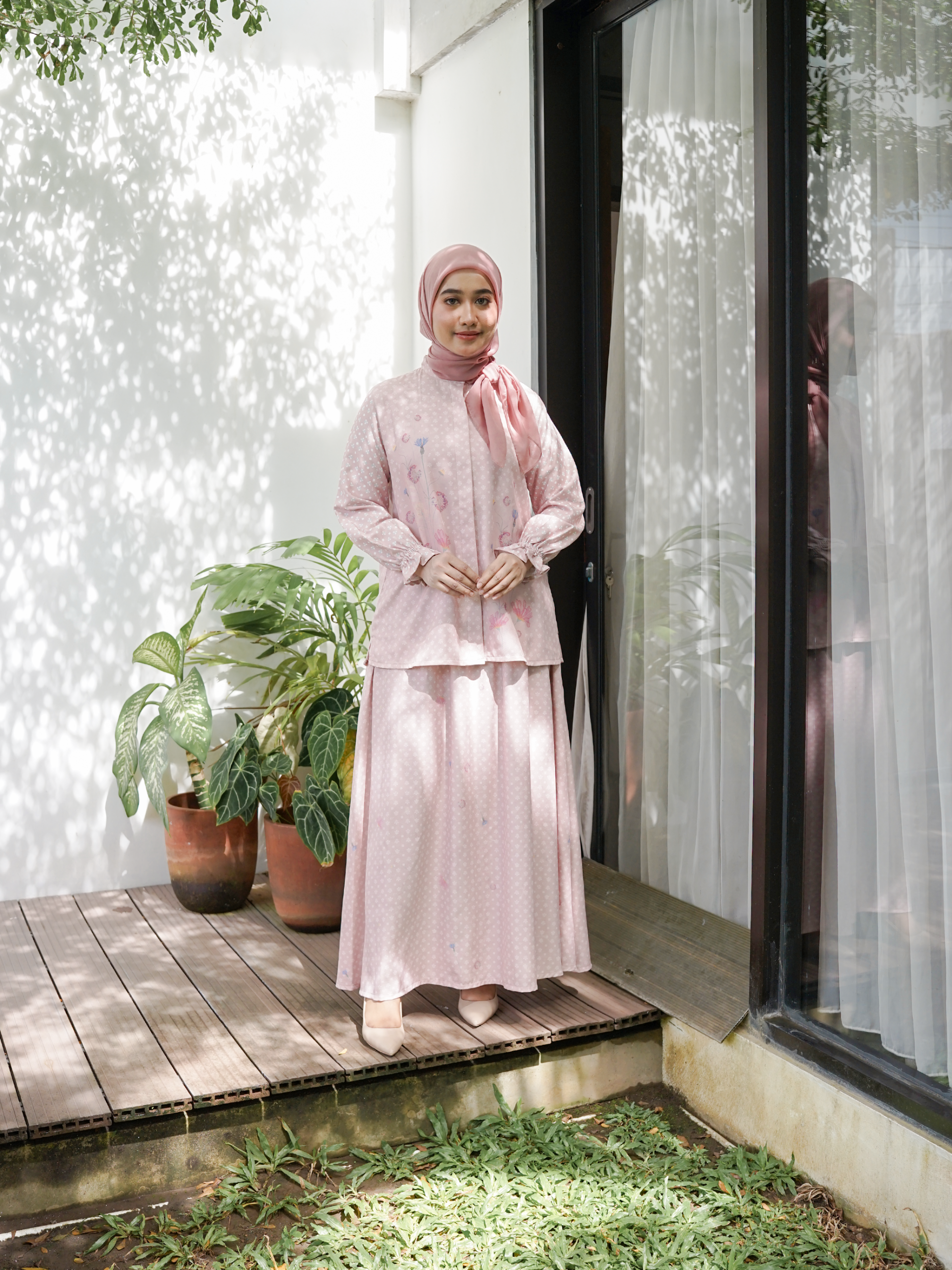Reject Riuh Senja Set Salsa Rosa