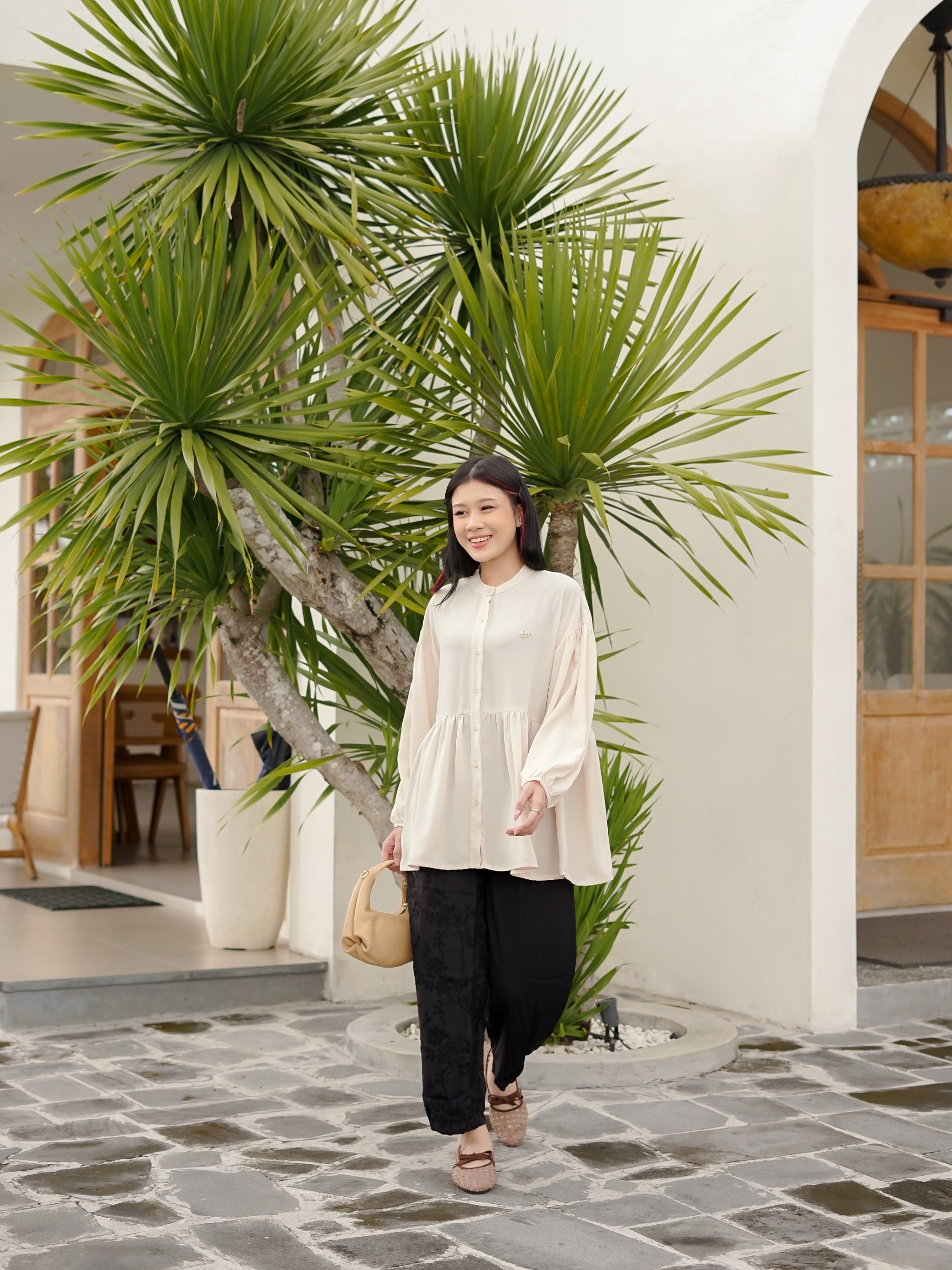 Sabbie Blouse Silence
