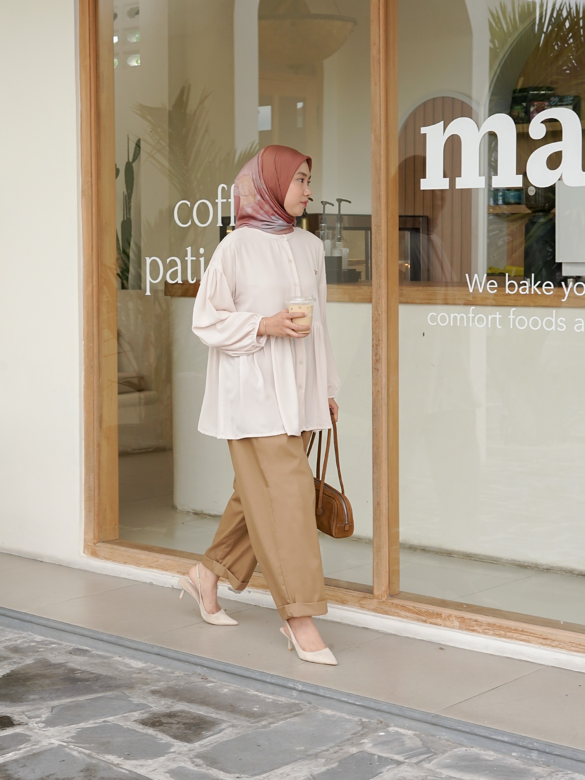 Sabbie Blouse Silence