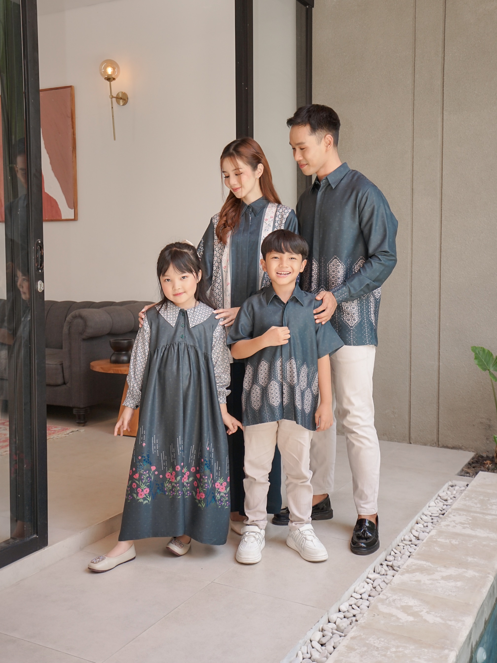 Family Set Senandika Ponderosa Pine 