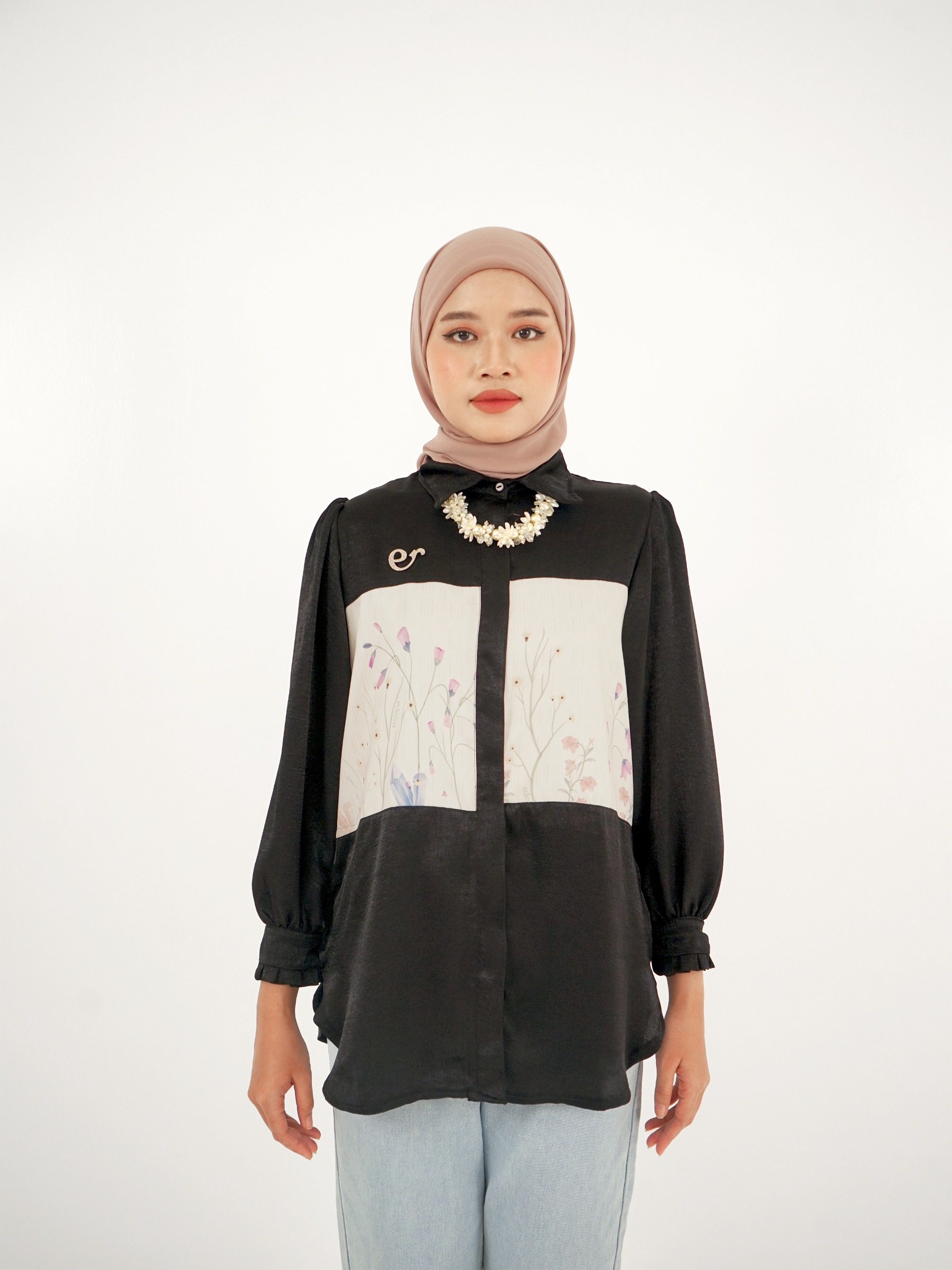 Lana Blouse Black