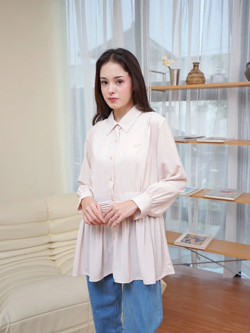 Image of Kyana Top Silance