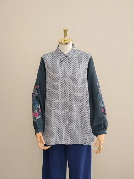 Image of Senandika Blouse (Motif Kecil)