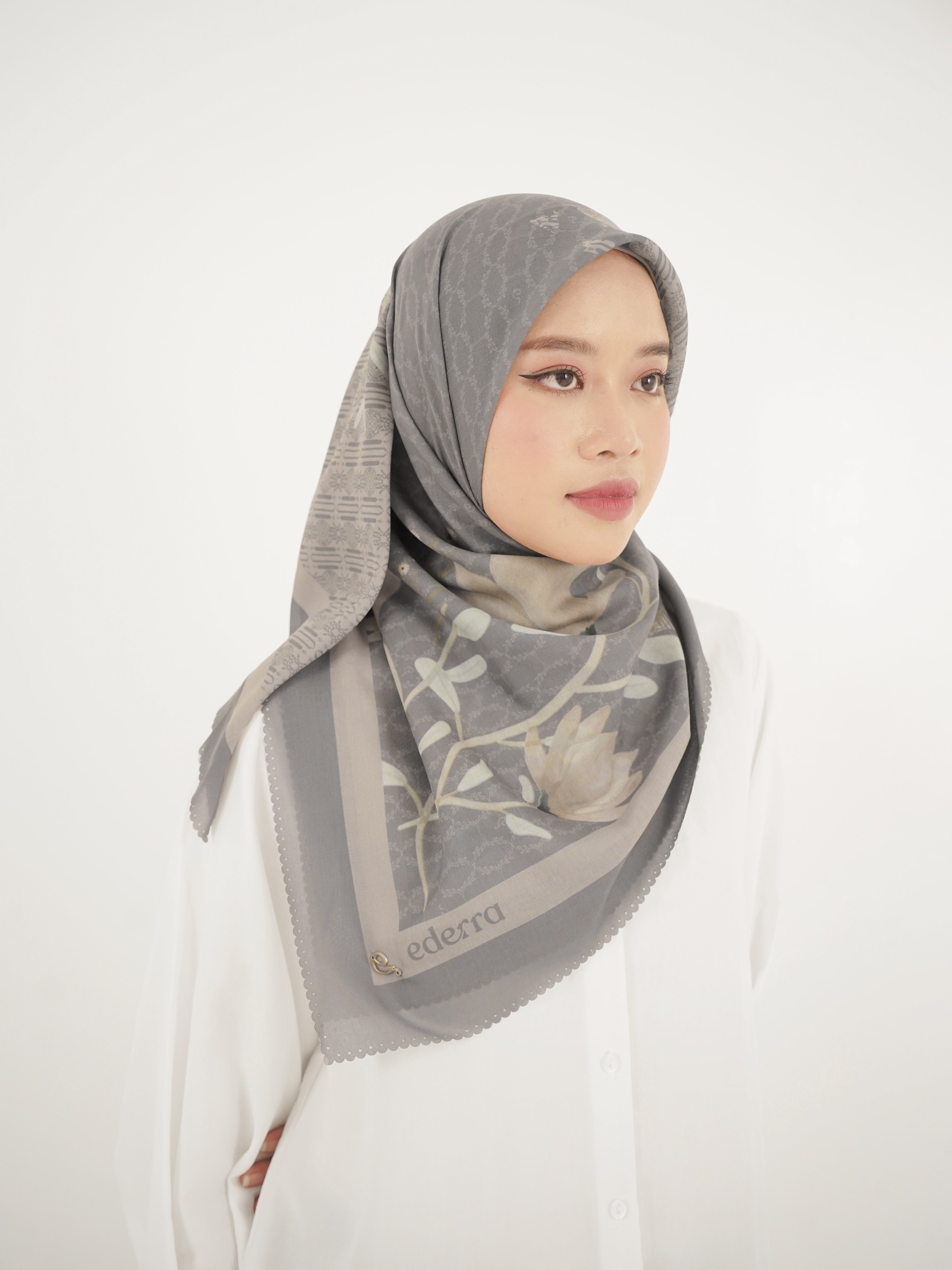 Malya Scarf Ghost Gray