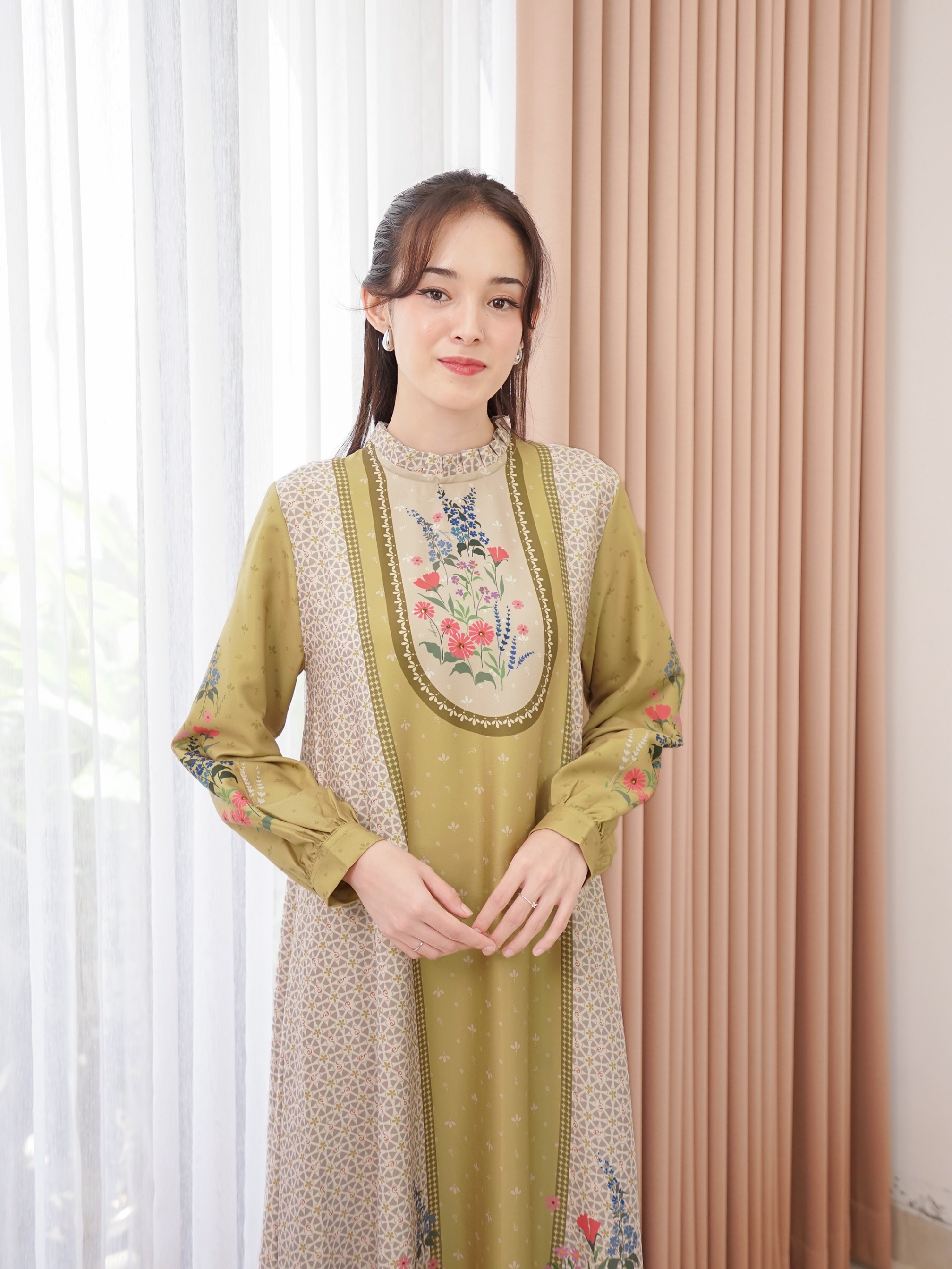Senandika Dress Rich Gold 