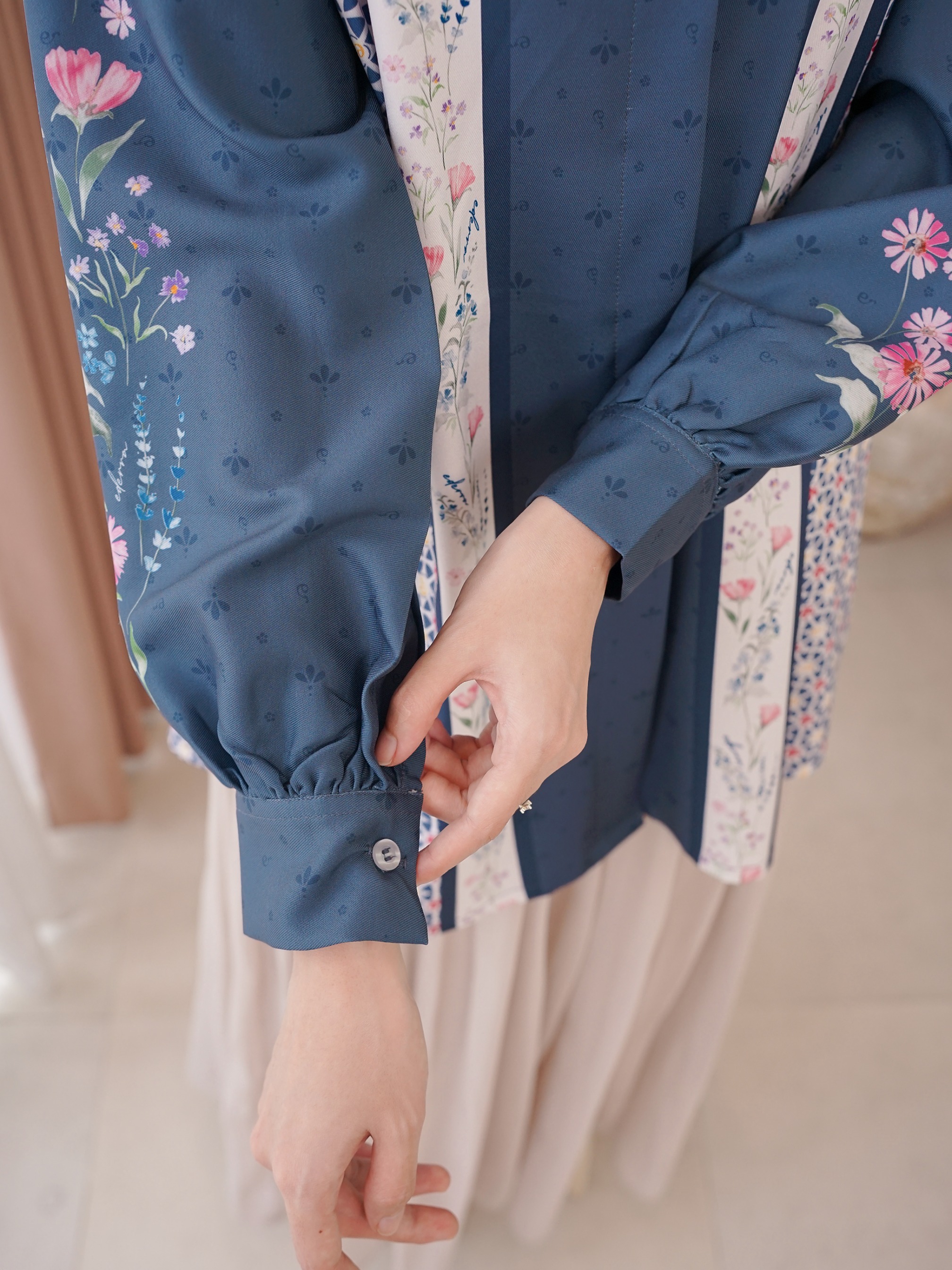 Senandika Top Dark Denim
