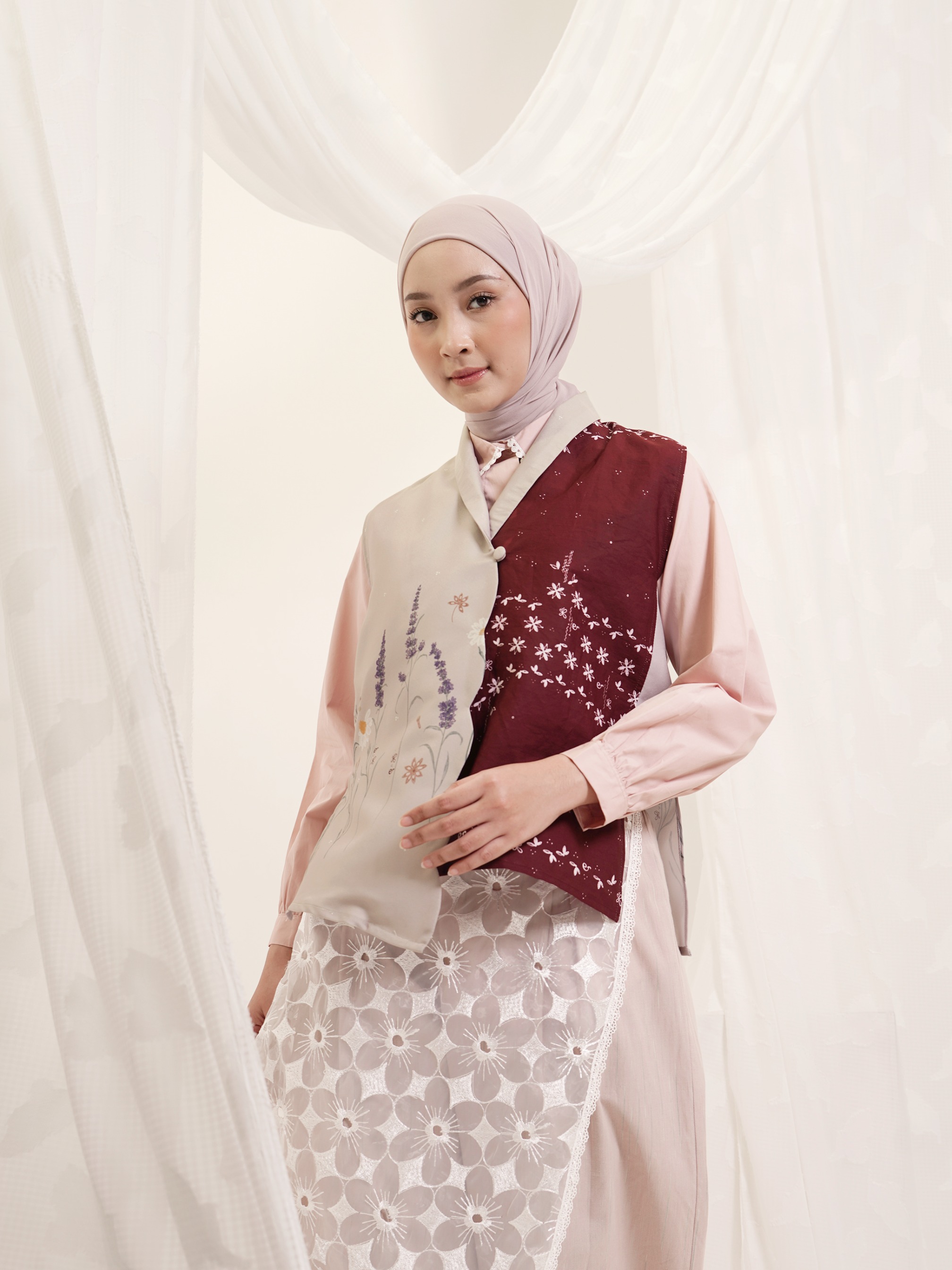 Serea Vest Ederra X Rianty Batik