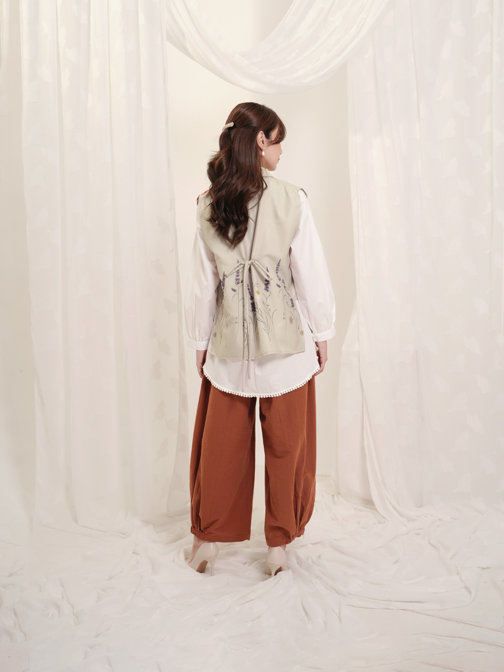 Serea Vest Ederra X Rianty Batik