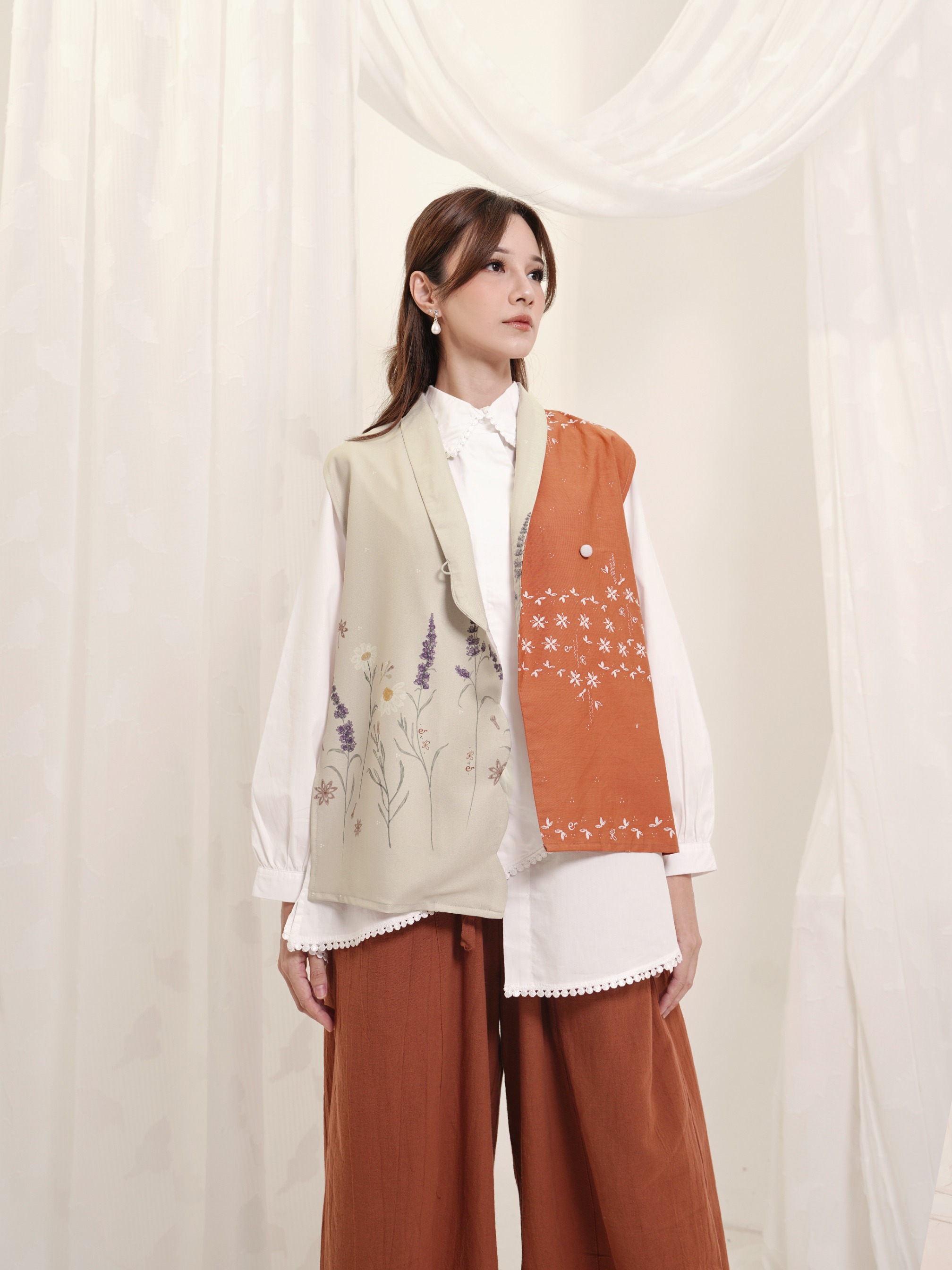 Serea Vest Ederra X Rianty Batik
