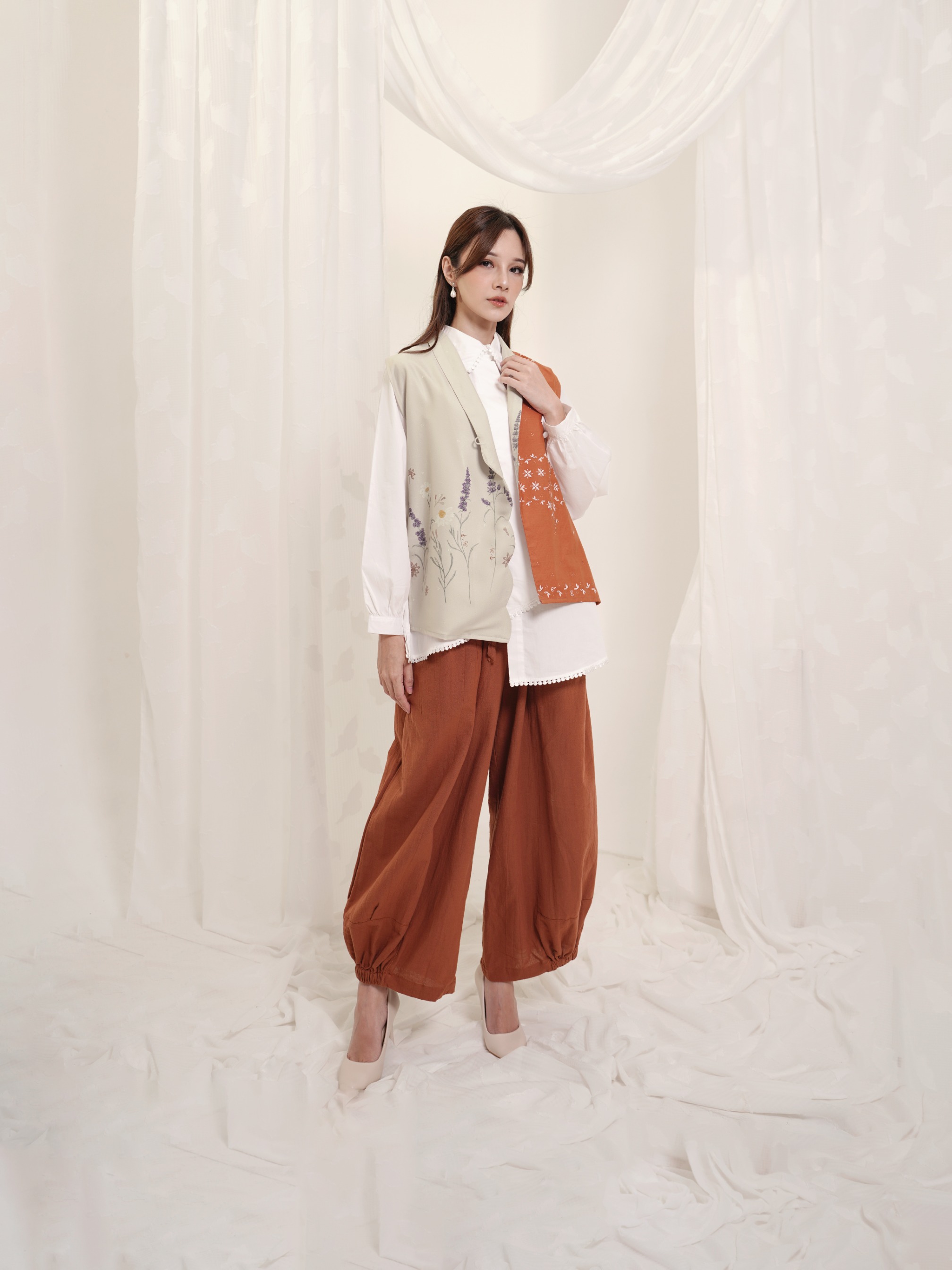 Serea Vest Ederra X Rianty Batik