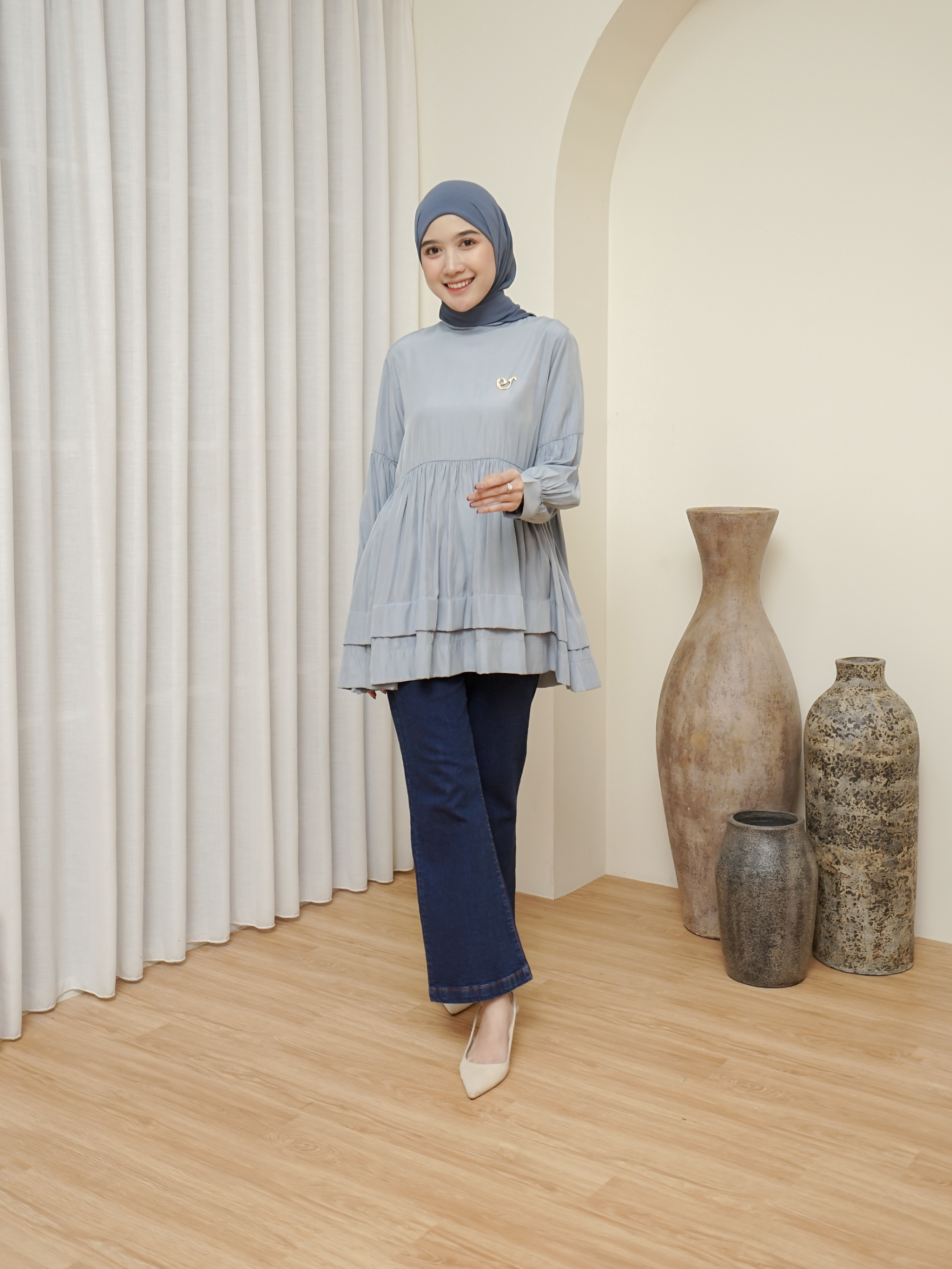 Liza Top Colling Spray