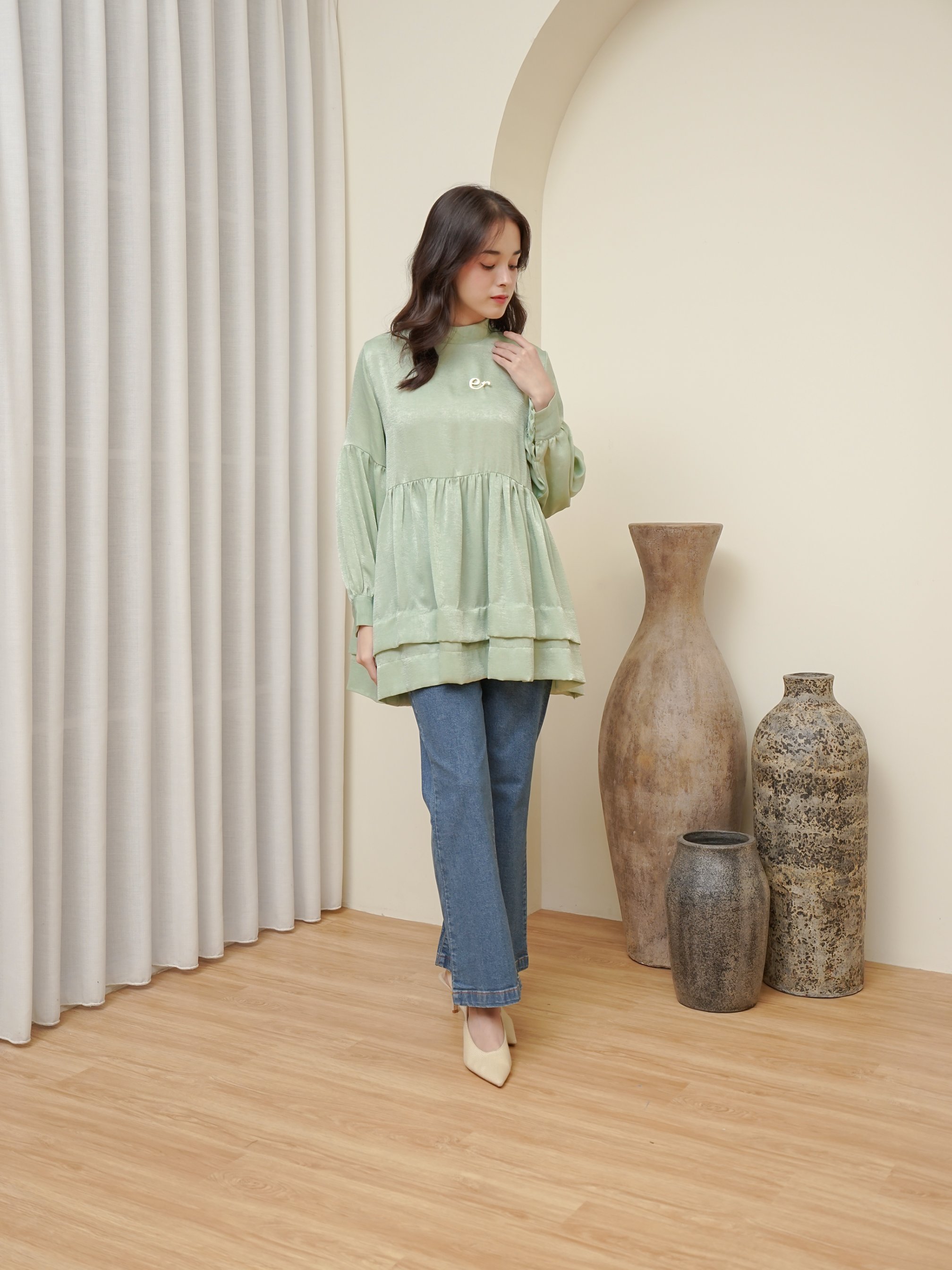 Liza Top Pastel Green