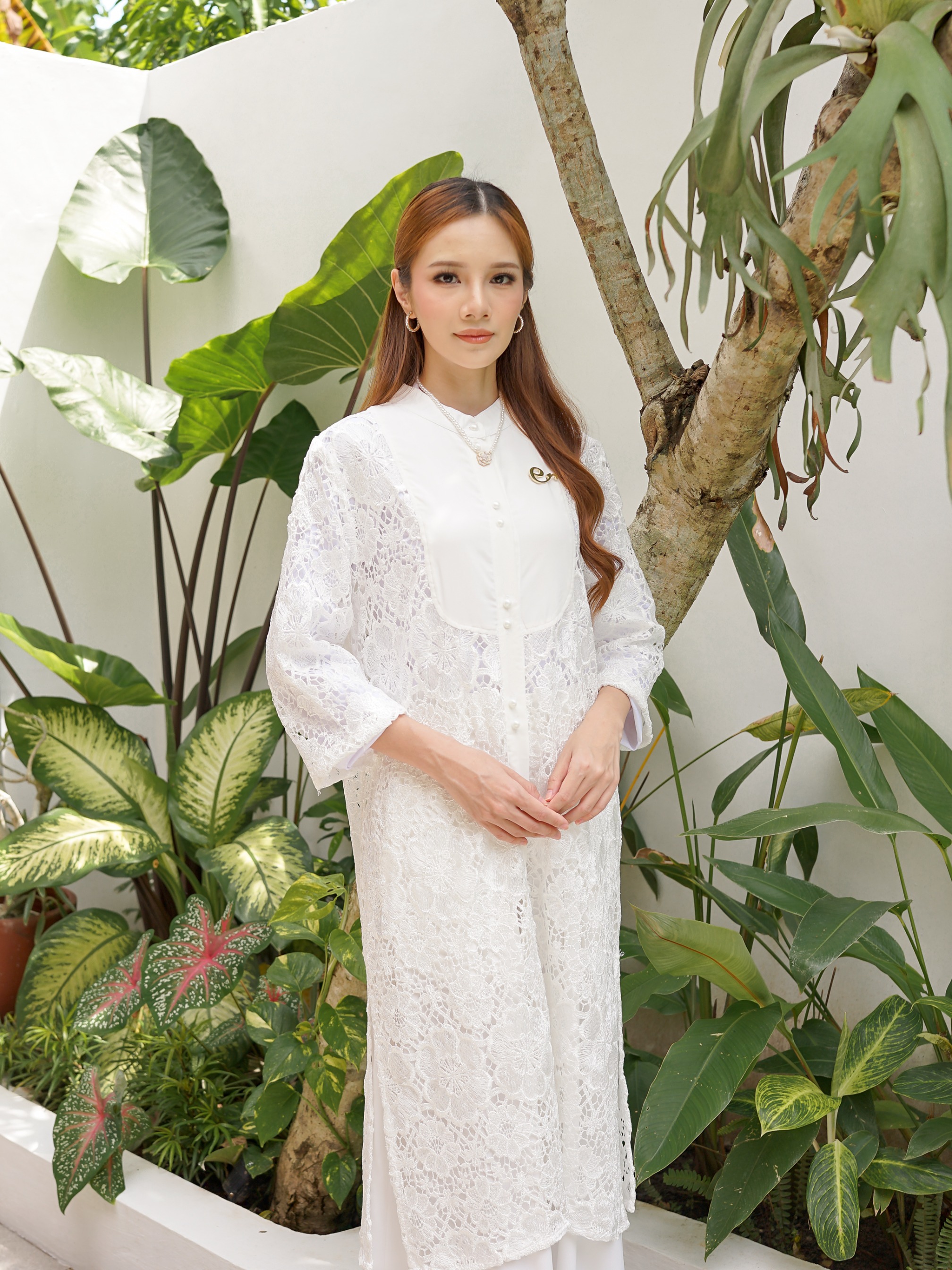 Sofia Outer Lace