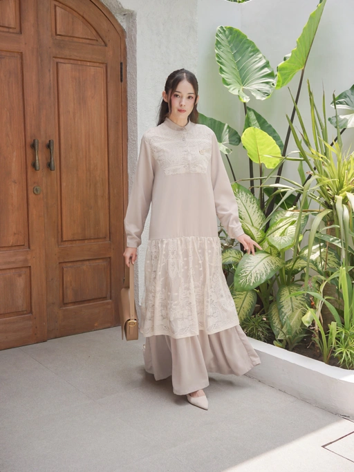 Image of Zanera Dress Creamy