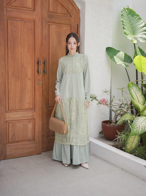 Image of Zanera Dress Mint