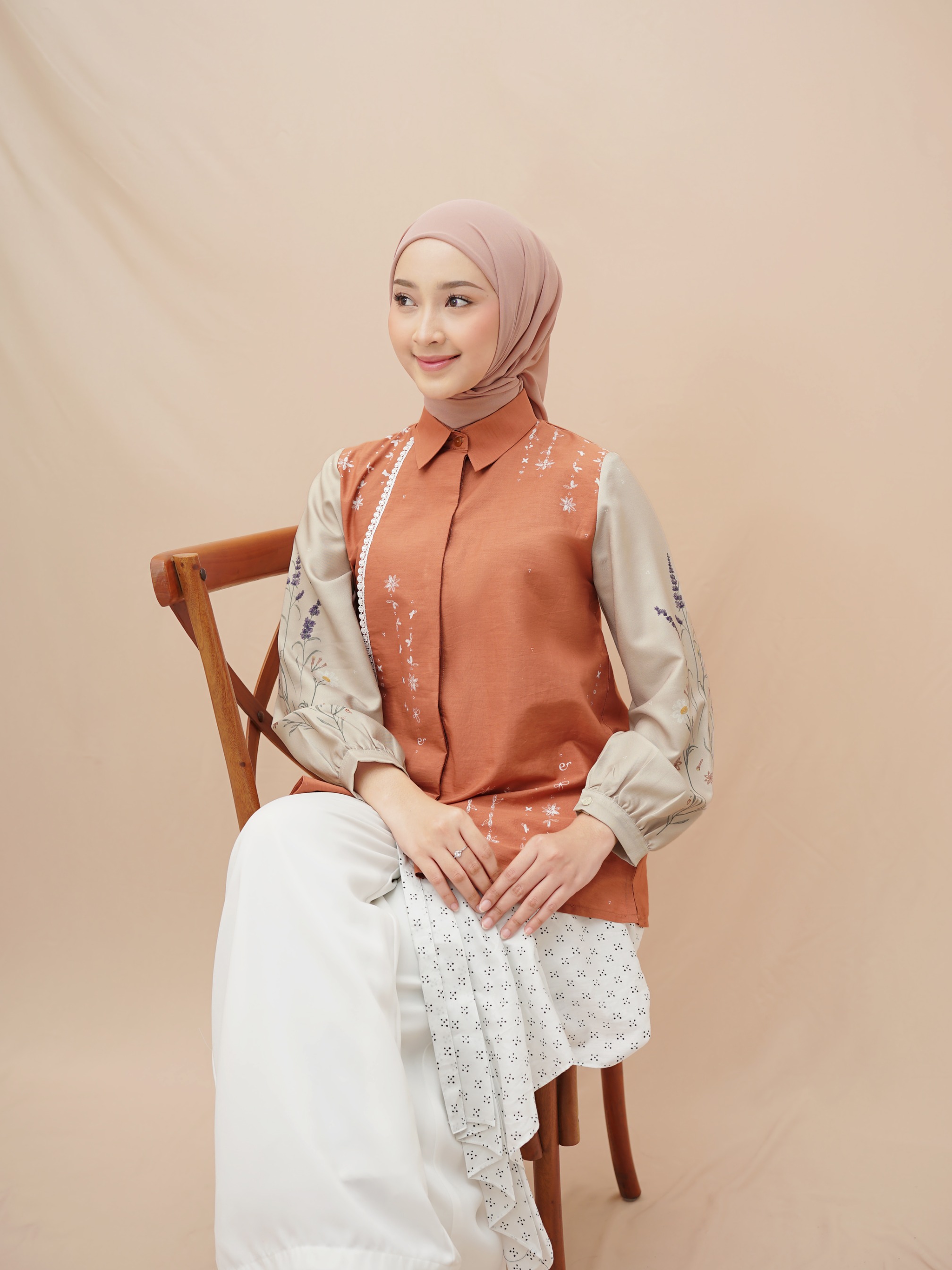 Ilana Top Ederra X Rianty Batik