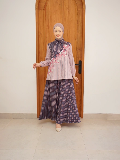 Image of Arunika Set Pale Mauve