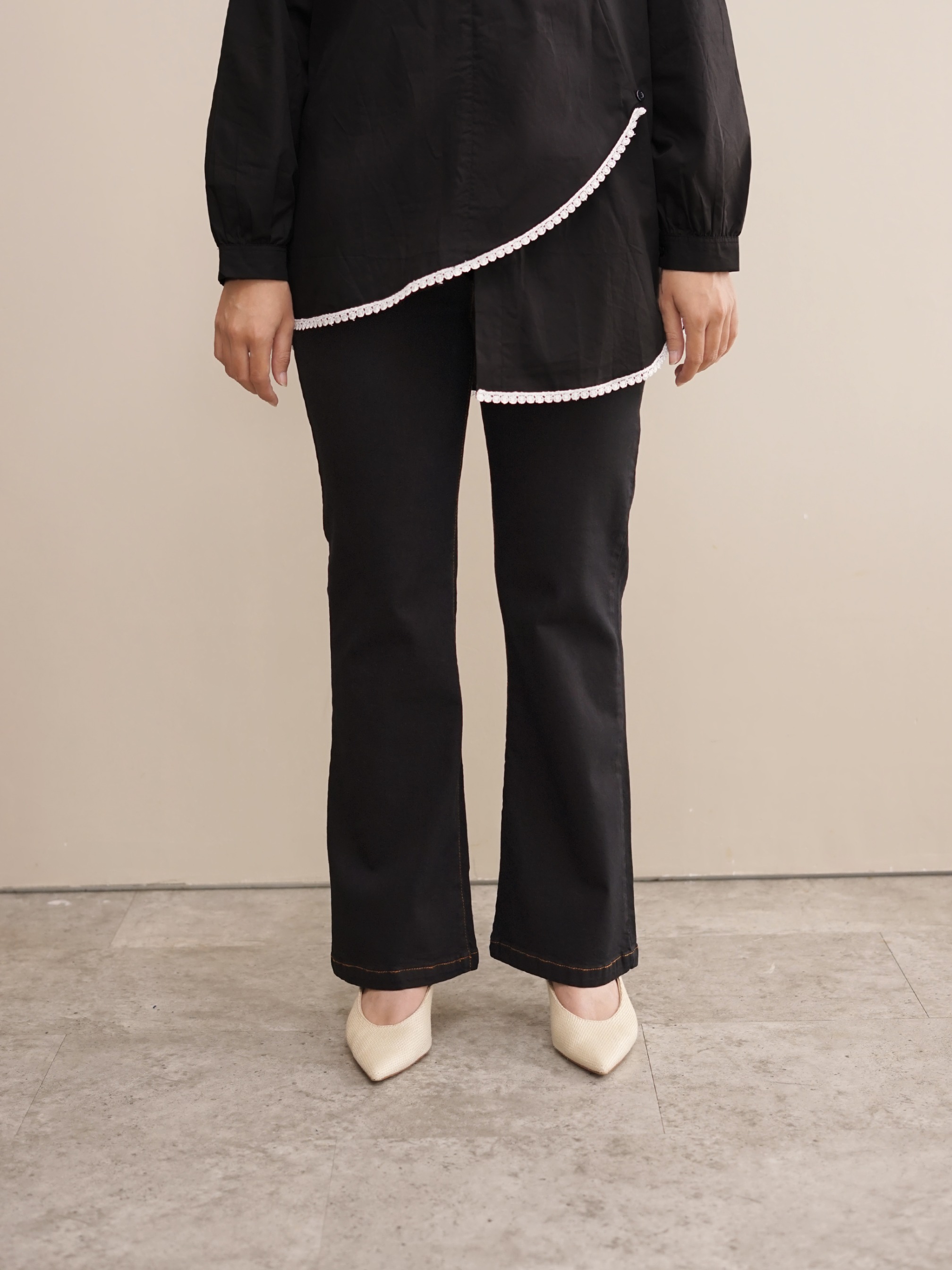 Mora Pants Black 