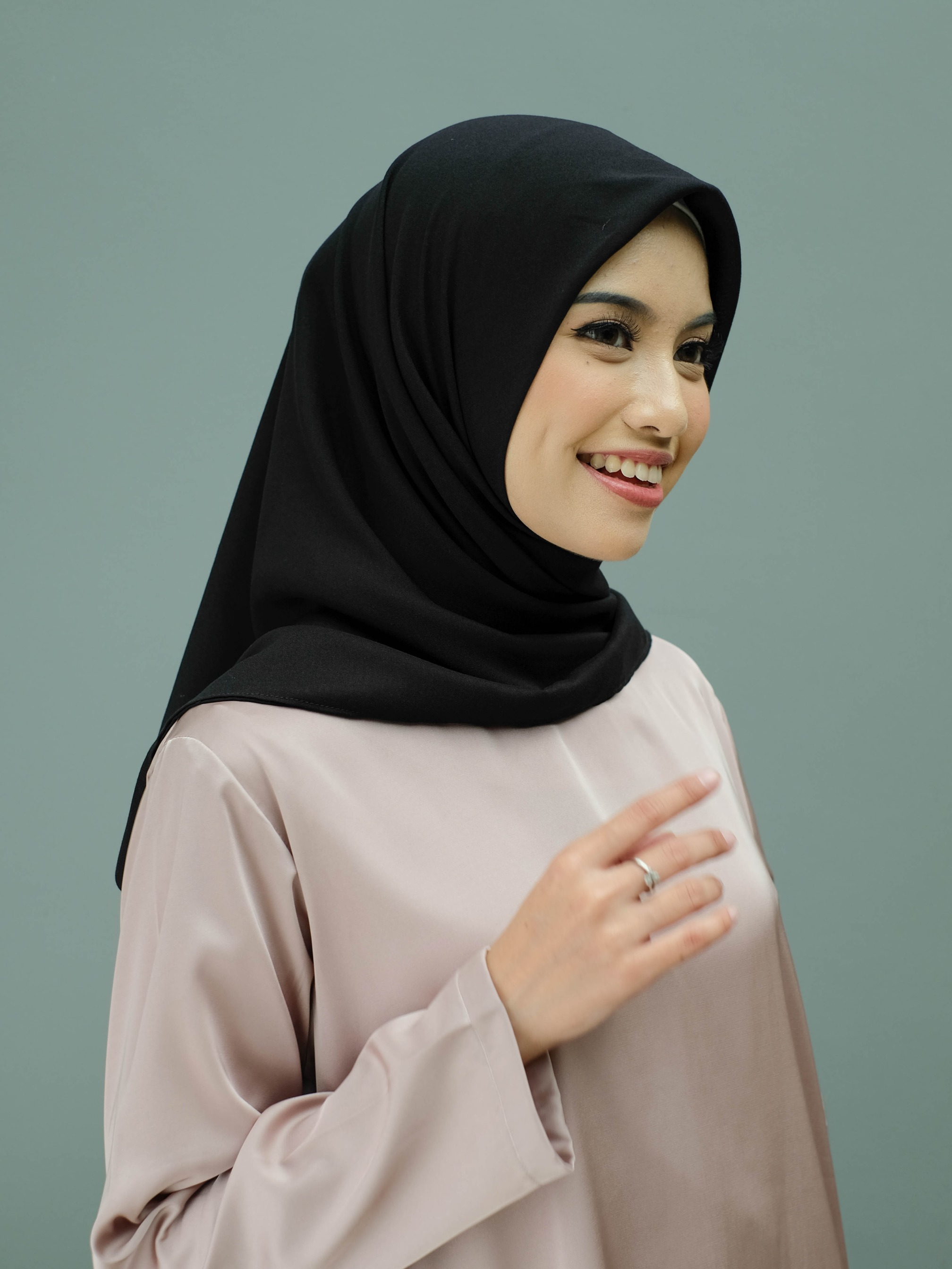 CAYLA SCARF