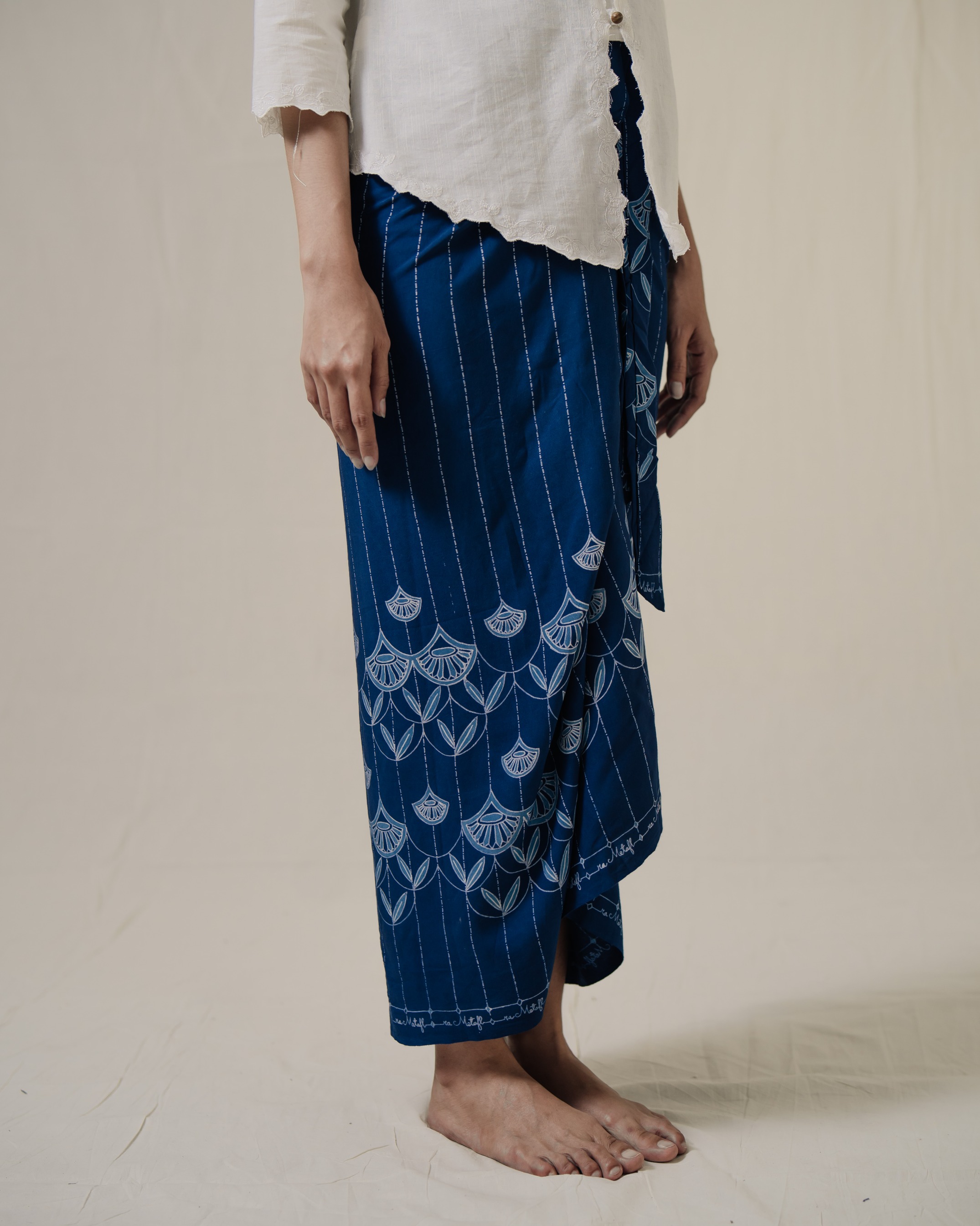 KAIN - KAWUNG KUPU