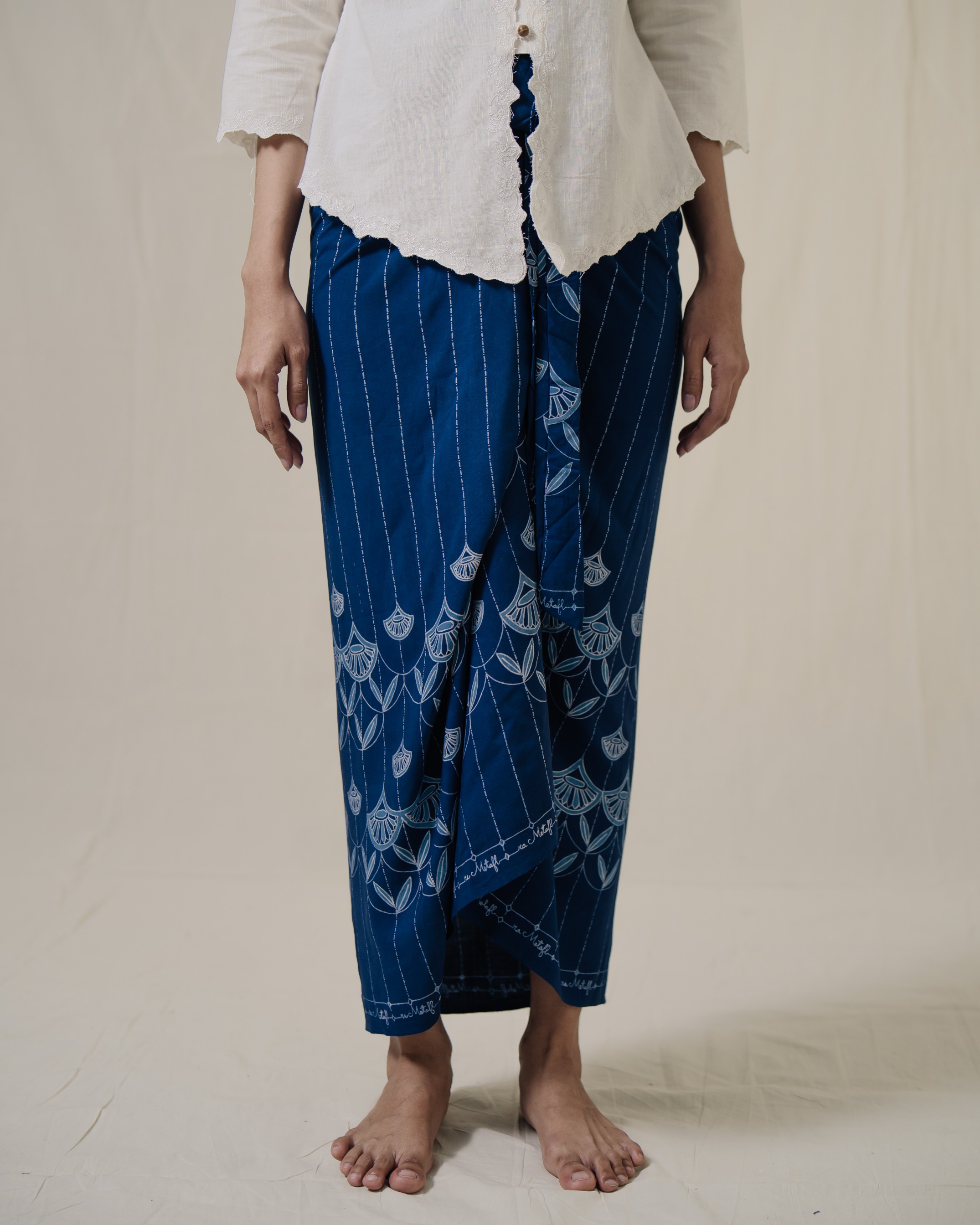 KAIN - KAWUNG KUPU