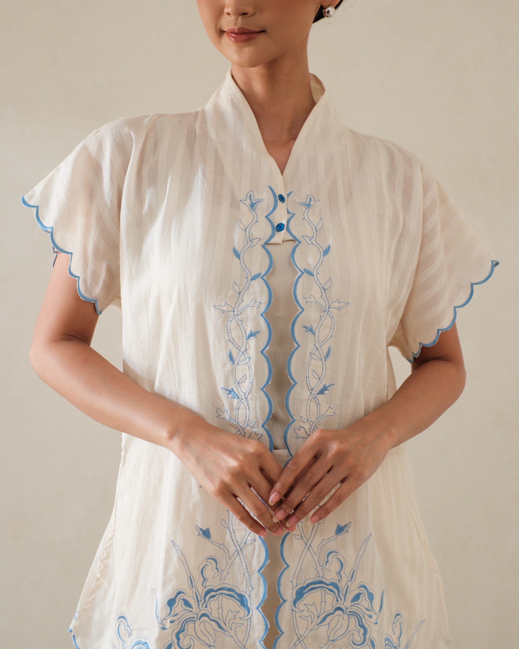 RAGA OUTER KEBAYA