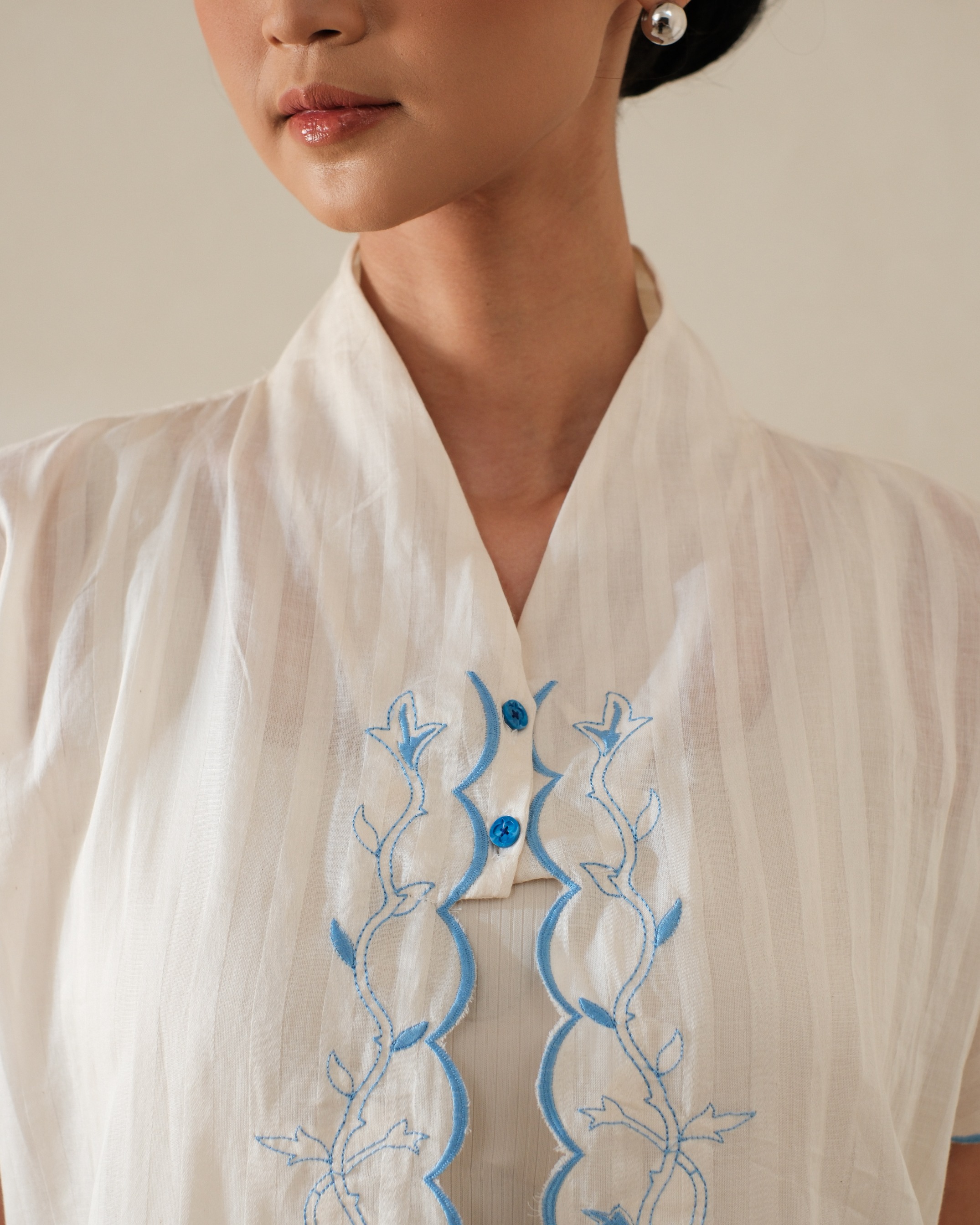 RAGA OUTER KEBAYA