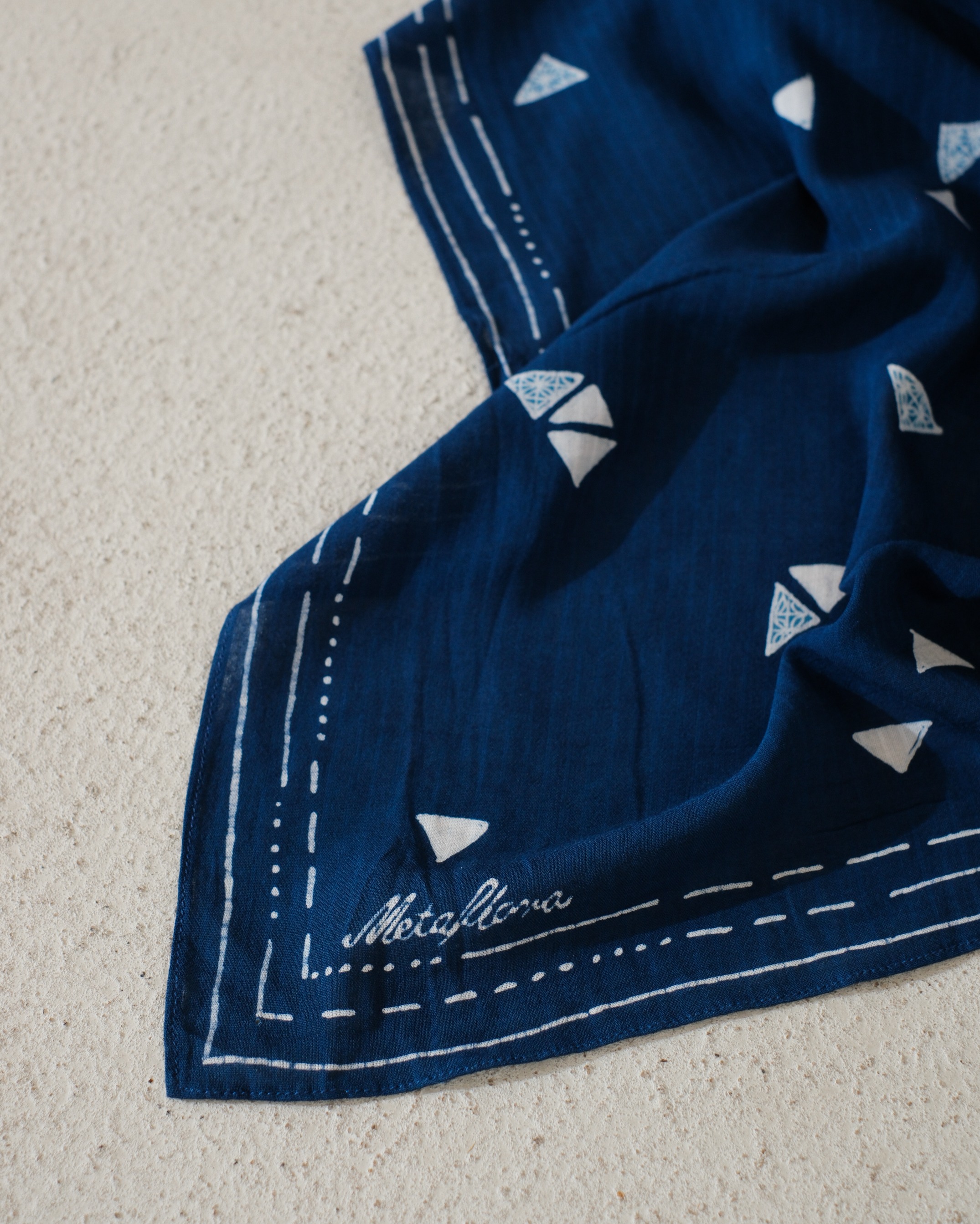 SCARF - TAMBAL SINAR