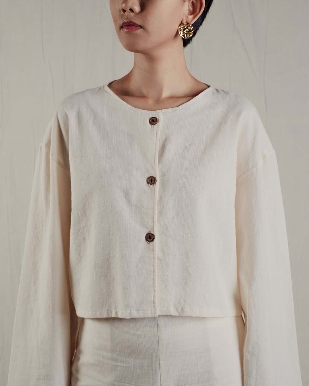 BATHARI TOP
