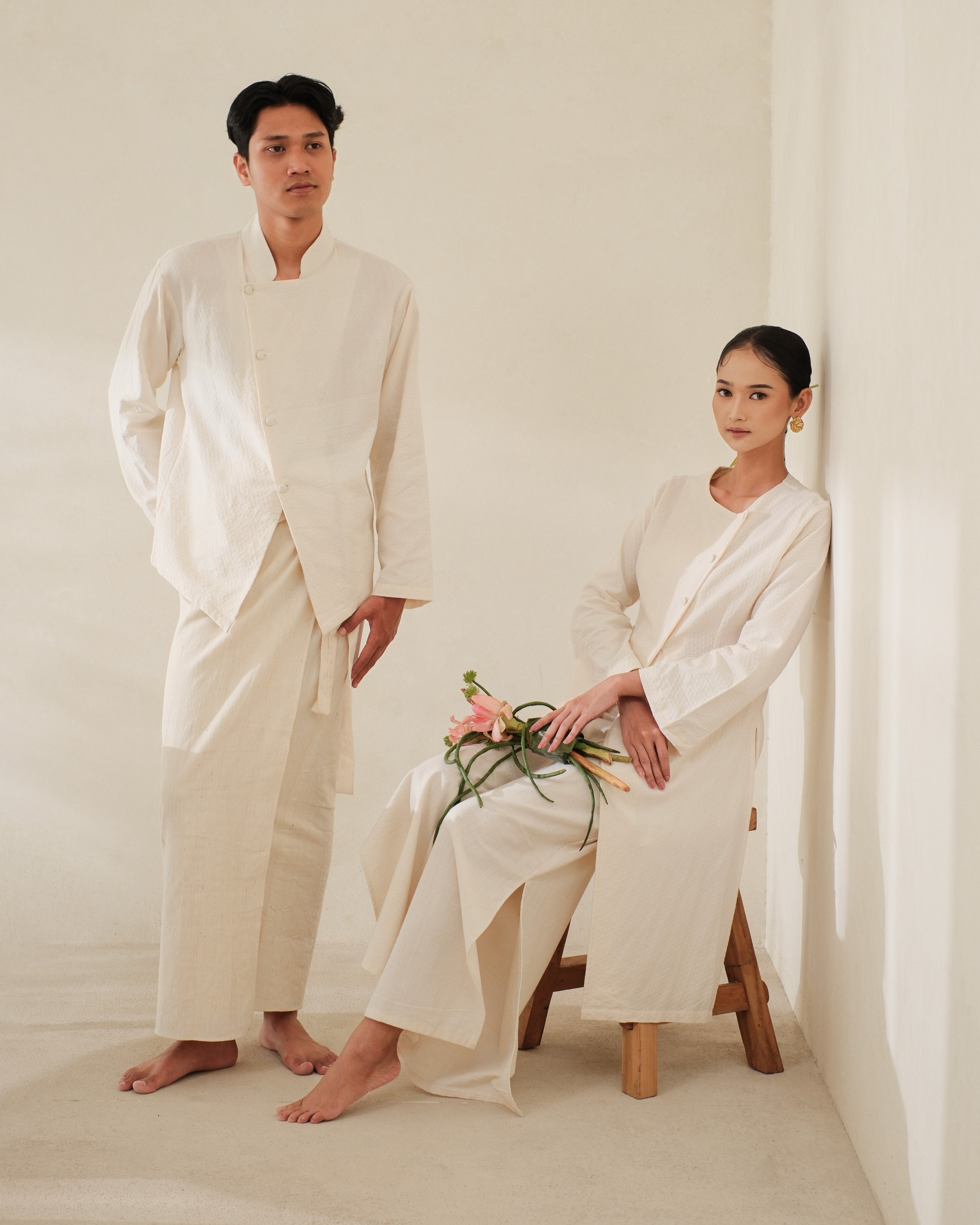 LARAS KEBAYA