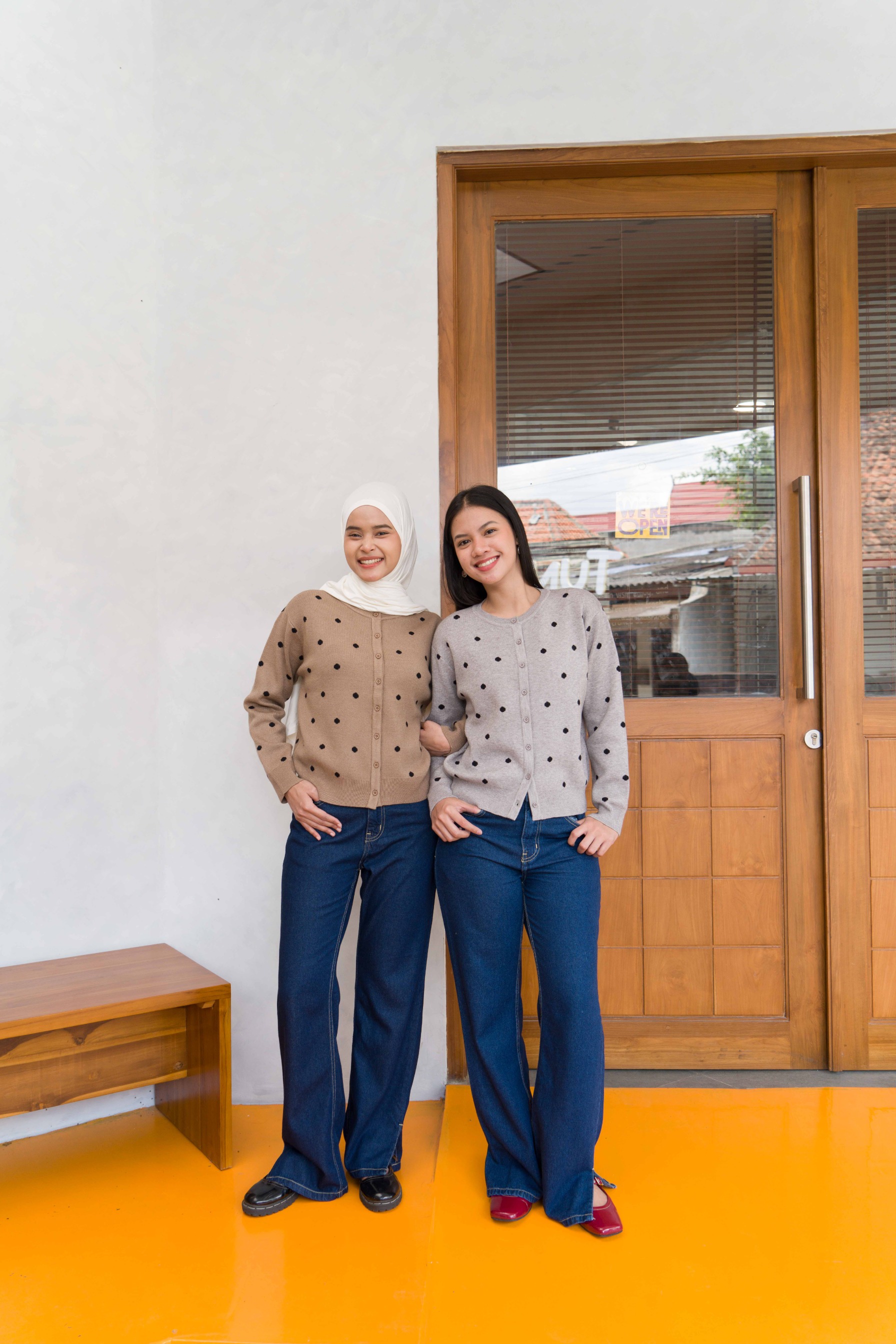 LULY POLKA CARDI
