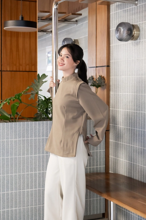 Image of MEIDEN BLOUSE 