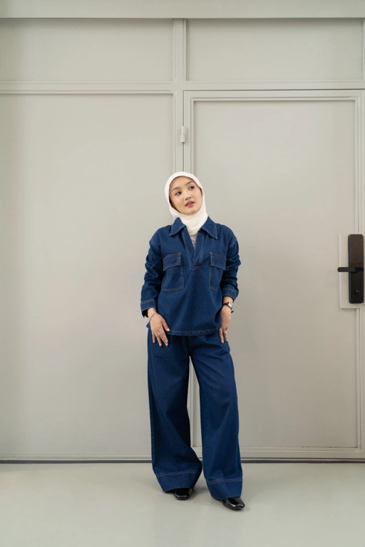 Image of NOIR DENIM JACKET 