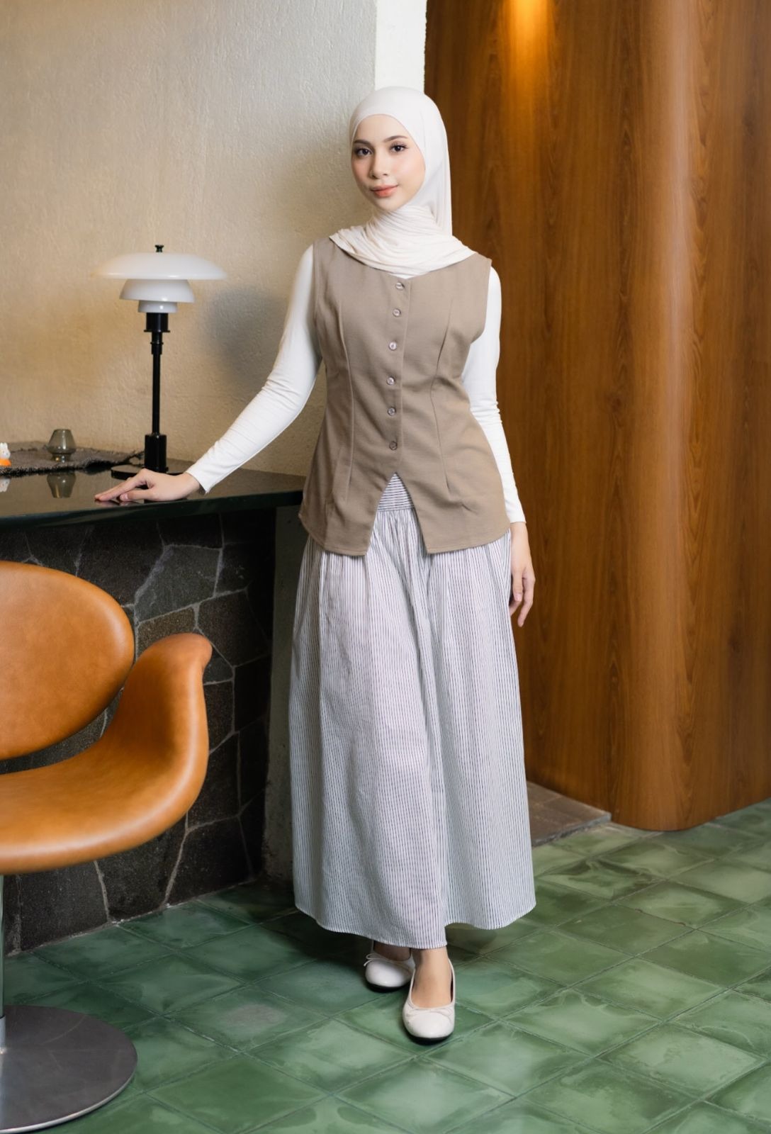 ZUHA VEST