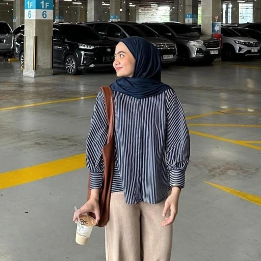 Image of BELINA SHIRT