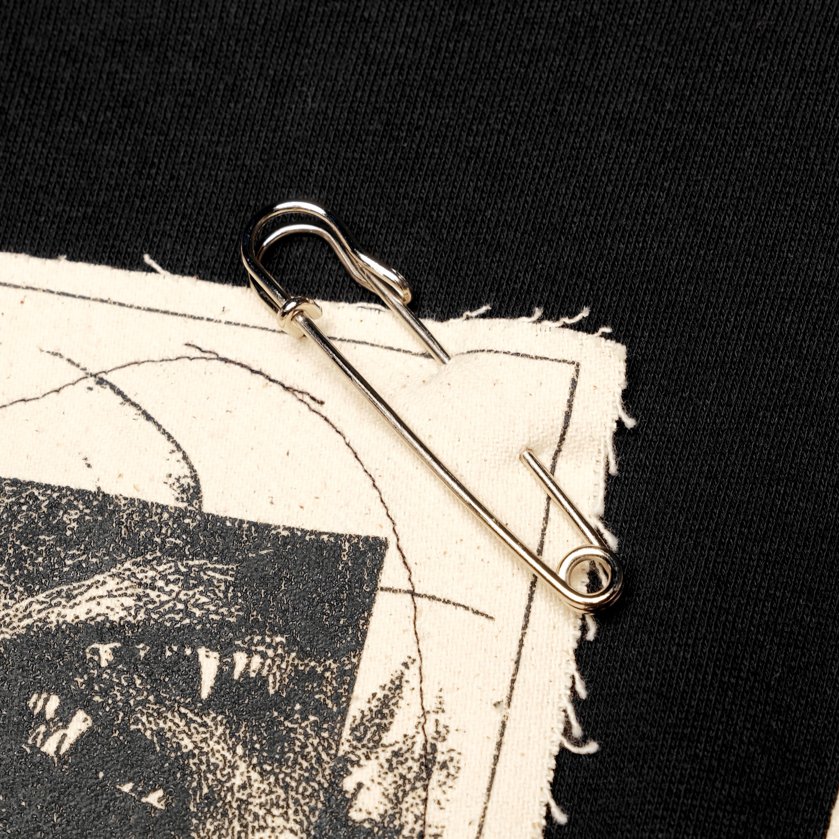Collase - Black Crewneck
