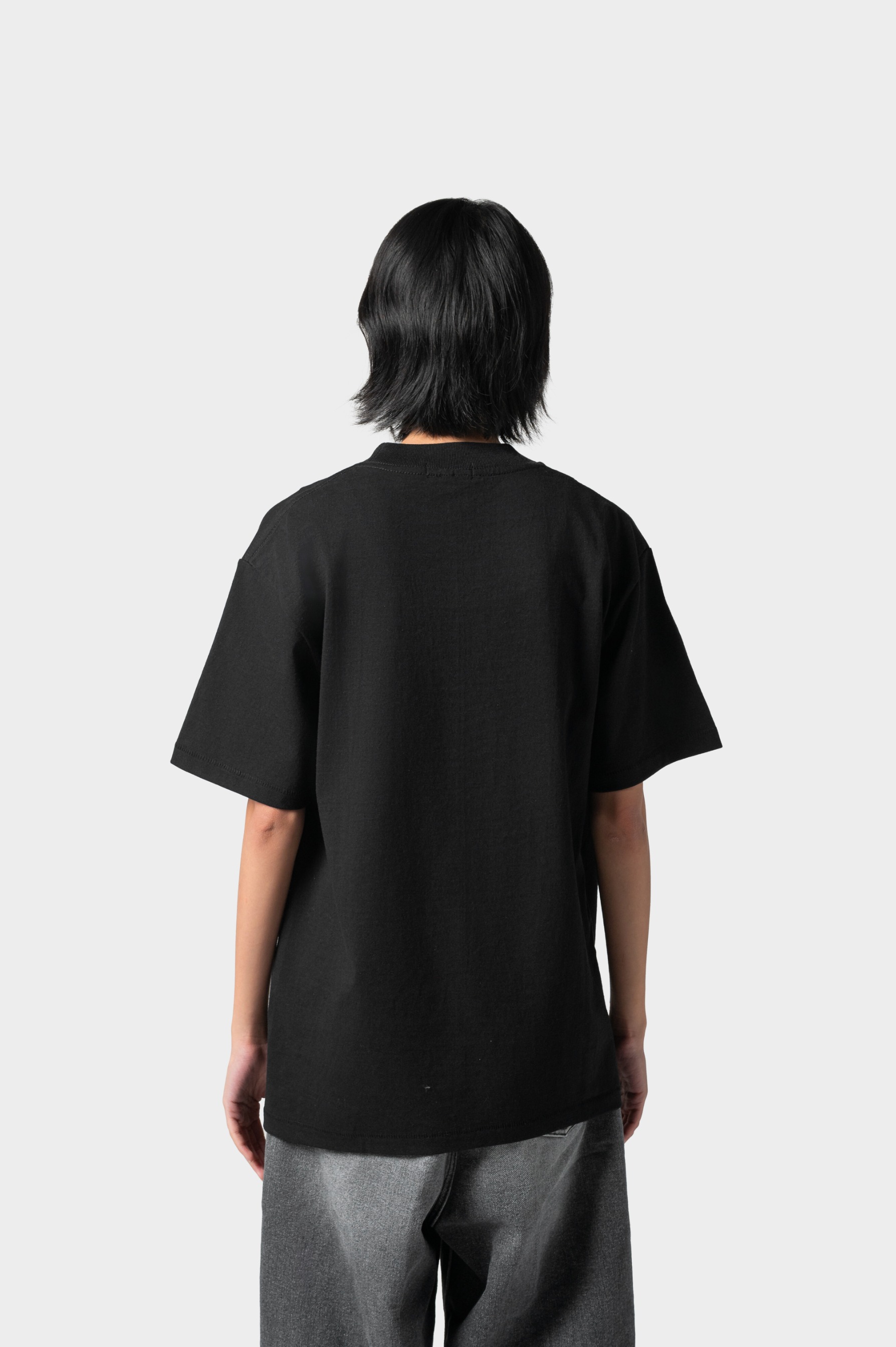 Similar Minimalist Tee (Black)