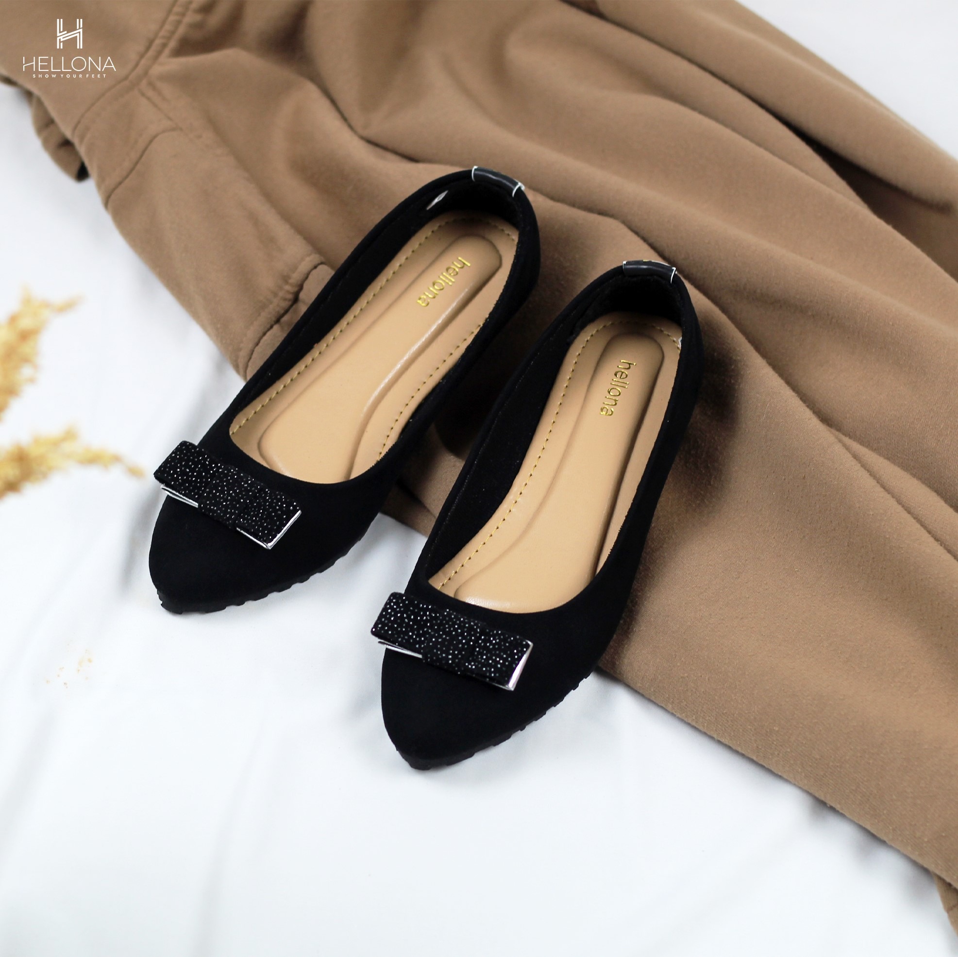Lily Flatshoes