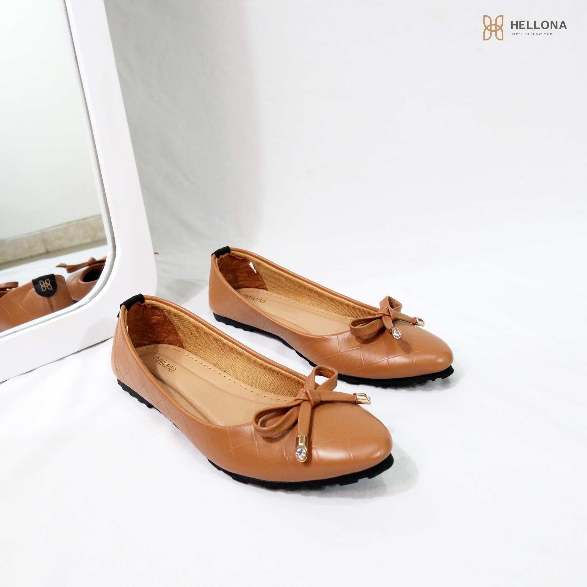Nucha Flatshoes