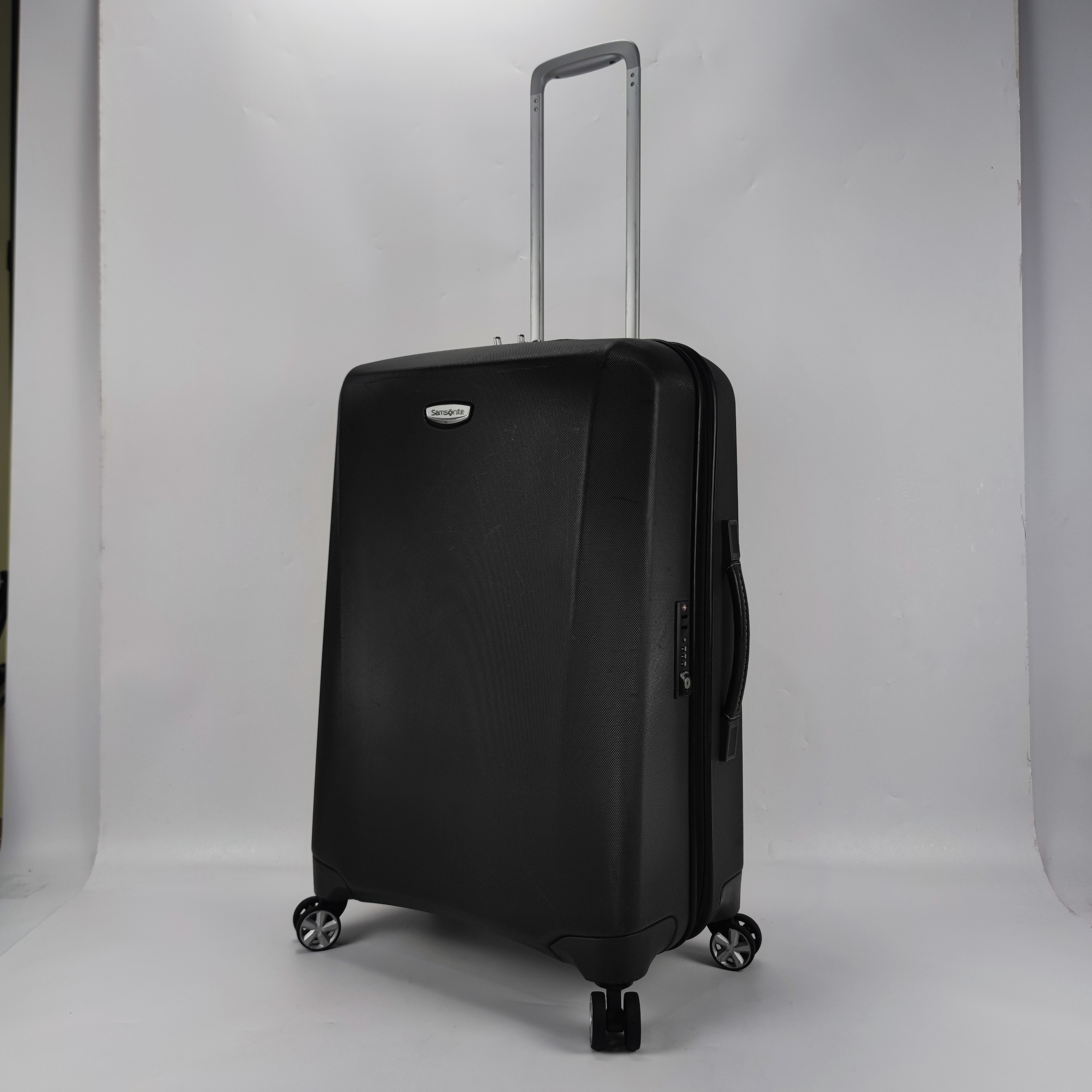 Samsonite NCS Klassik Spinner Lightweight Hardcase Luggage 26 Inch