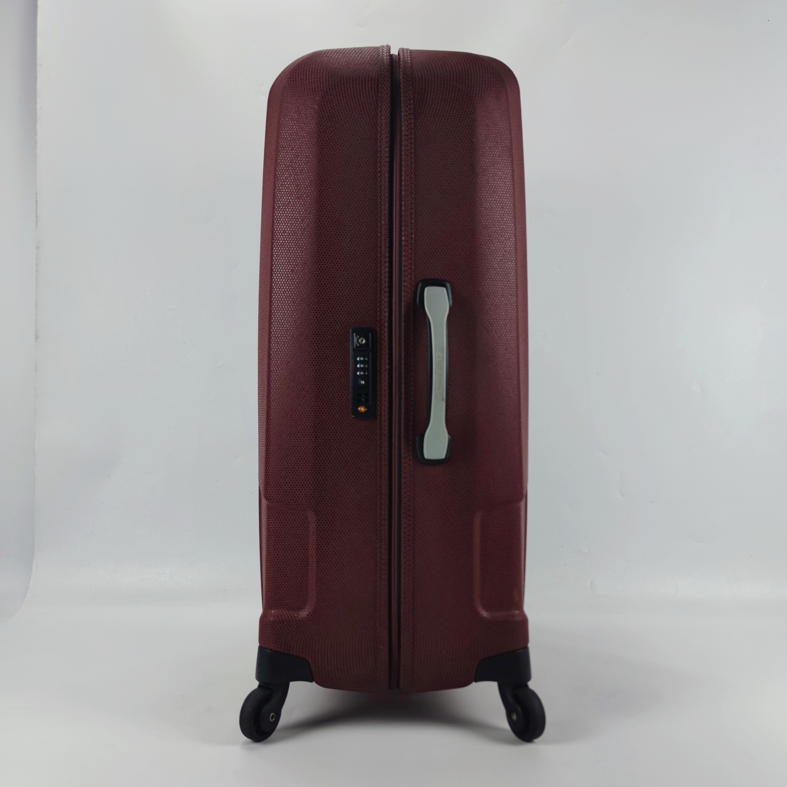 Samsonite X-Pertiz Spinner Lightweight 28 Inch