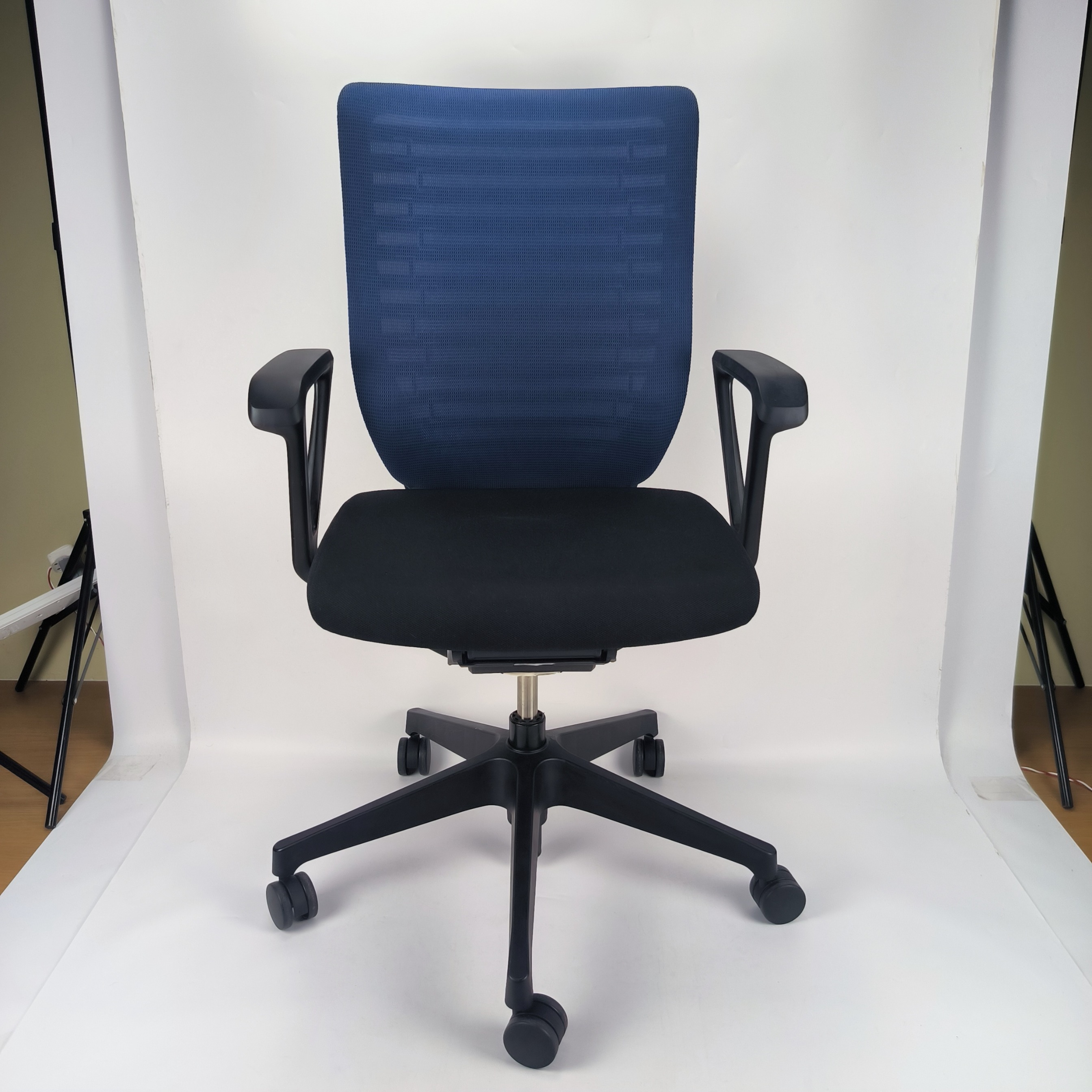 Itoki Epios Ergonomic Office Chair