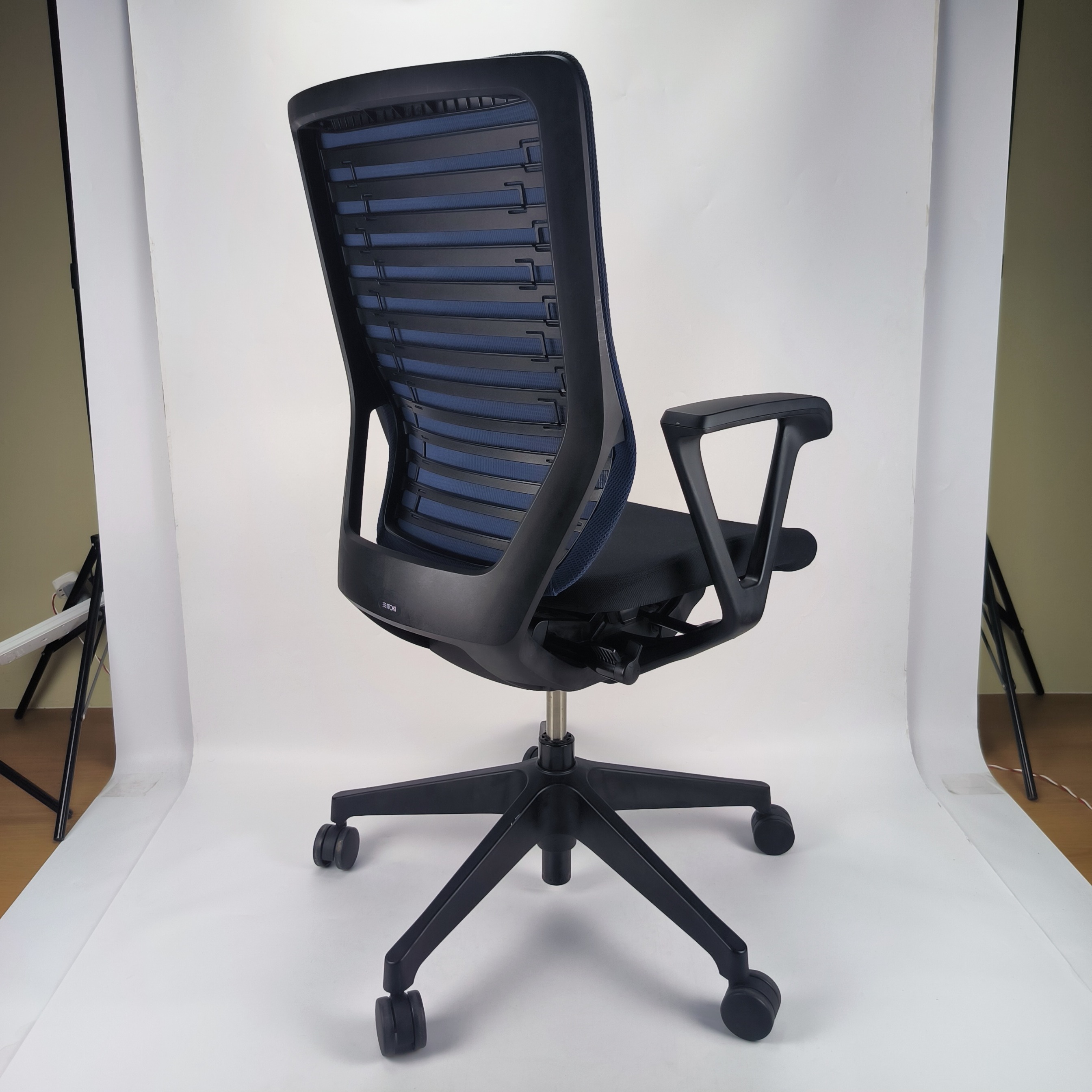 Itoki Epios Ergonomic Office Chair
