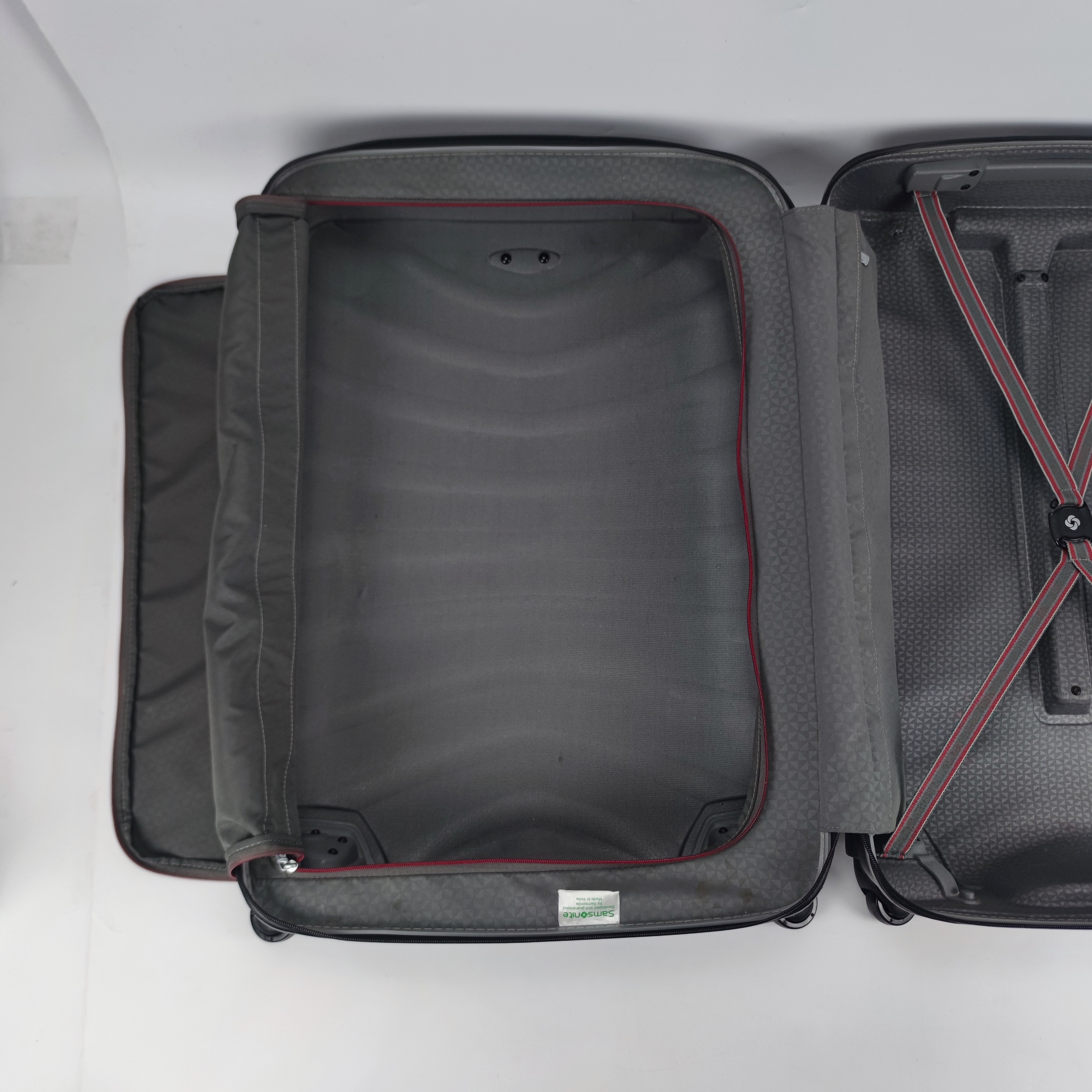 Samsonite Firelite Spinner Hardcase Luggage 28