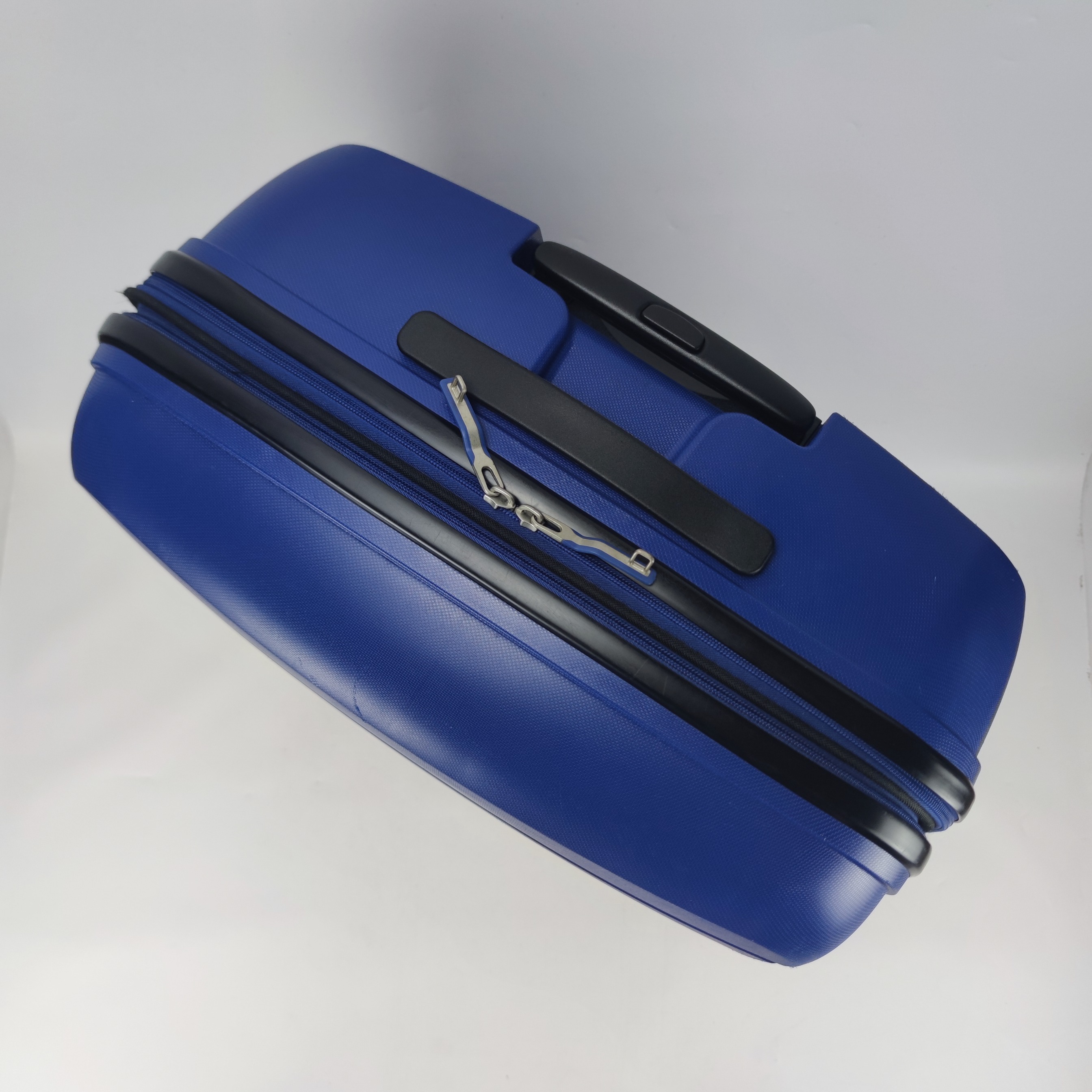 American Tourister Bon Air Spinner Hardcase Luggage 28 Navy 