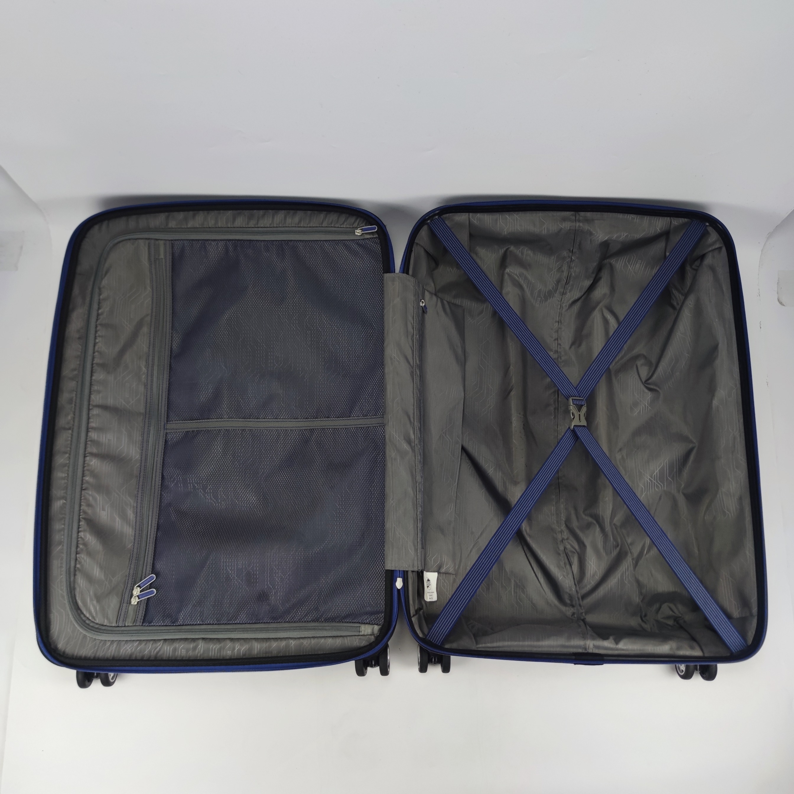 American Tourister Bon Air Spinner Hardcase Luggage 28 Navy 