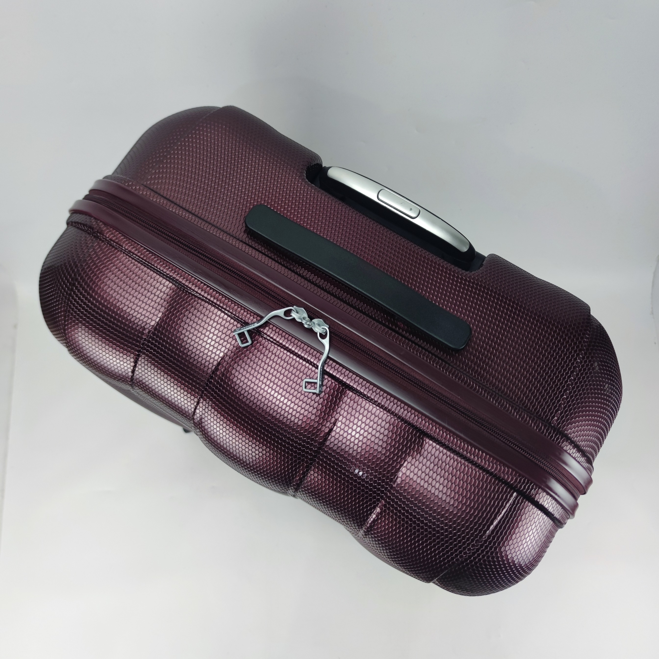 Echolac 091A Hardcase Luggage 28 Inch